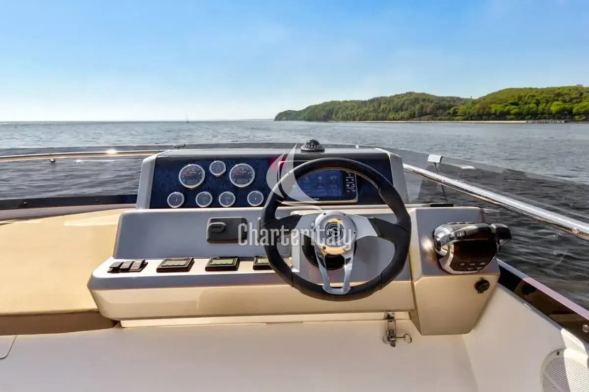 Galeon 420 Fly - Amber Blue - 5
