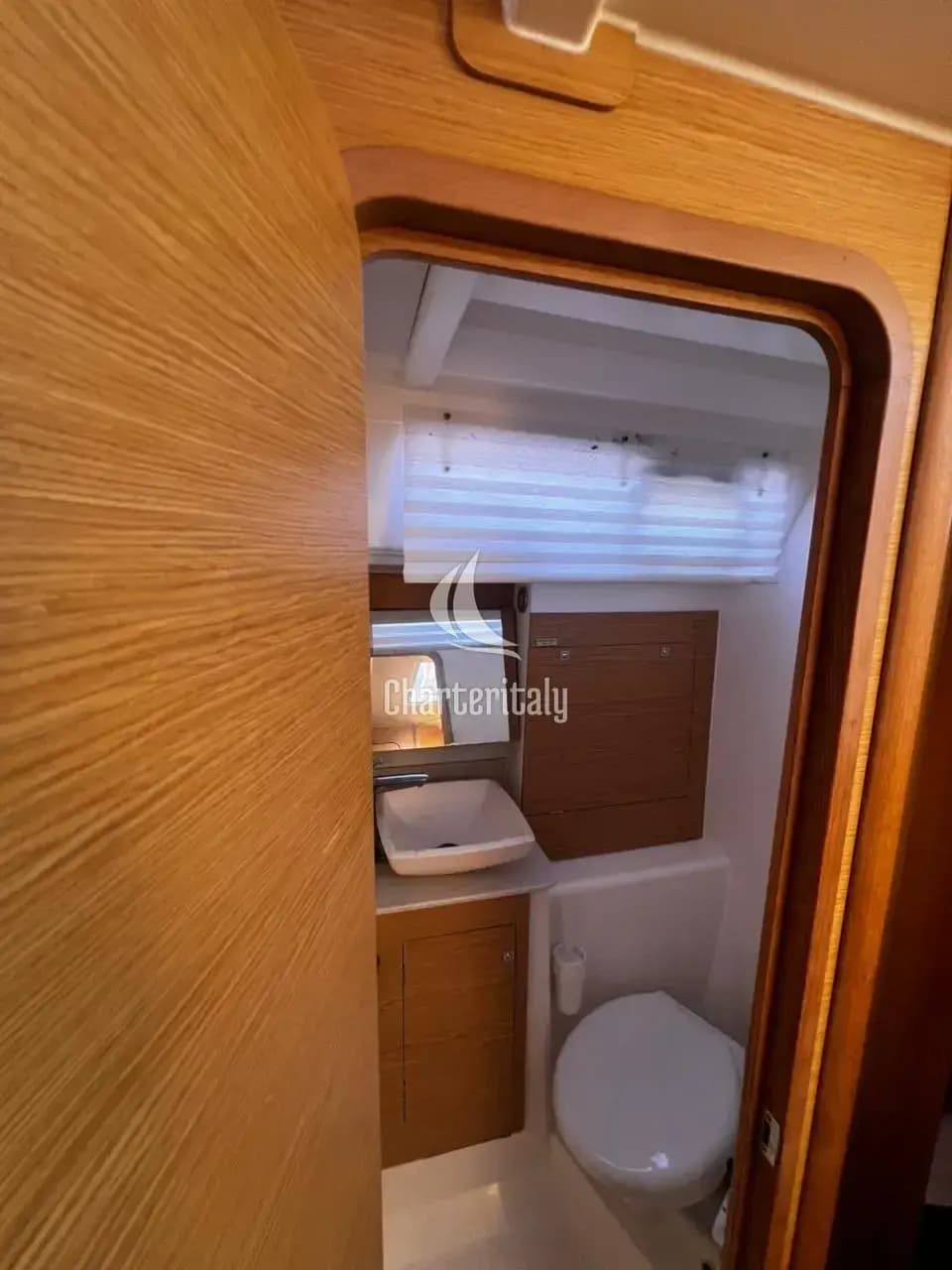 Dufour 390 Grand Large - Maestro ( The boat is located in the Port of Sivota, Lefkada ) - 15