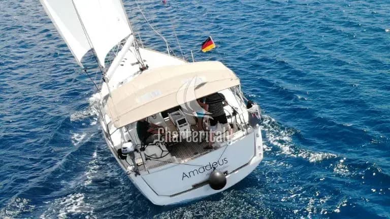 Sun Odyssey 389 - Amadeus - 8