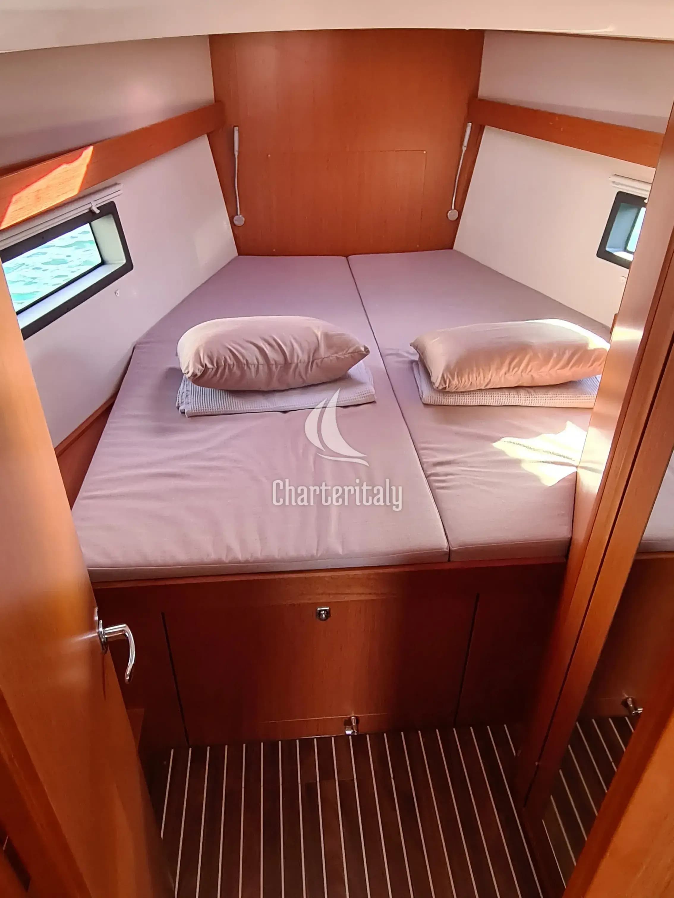 Bavaria C42 - Melia - 14