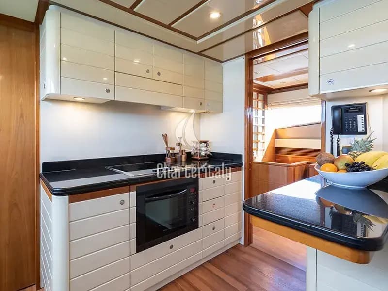Ferretti 880 - Estia YI - 6
