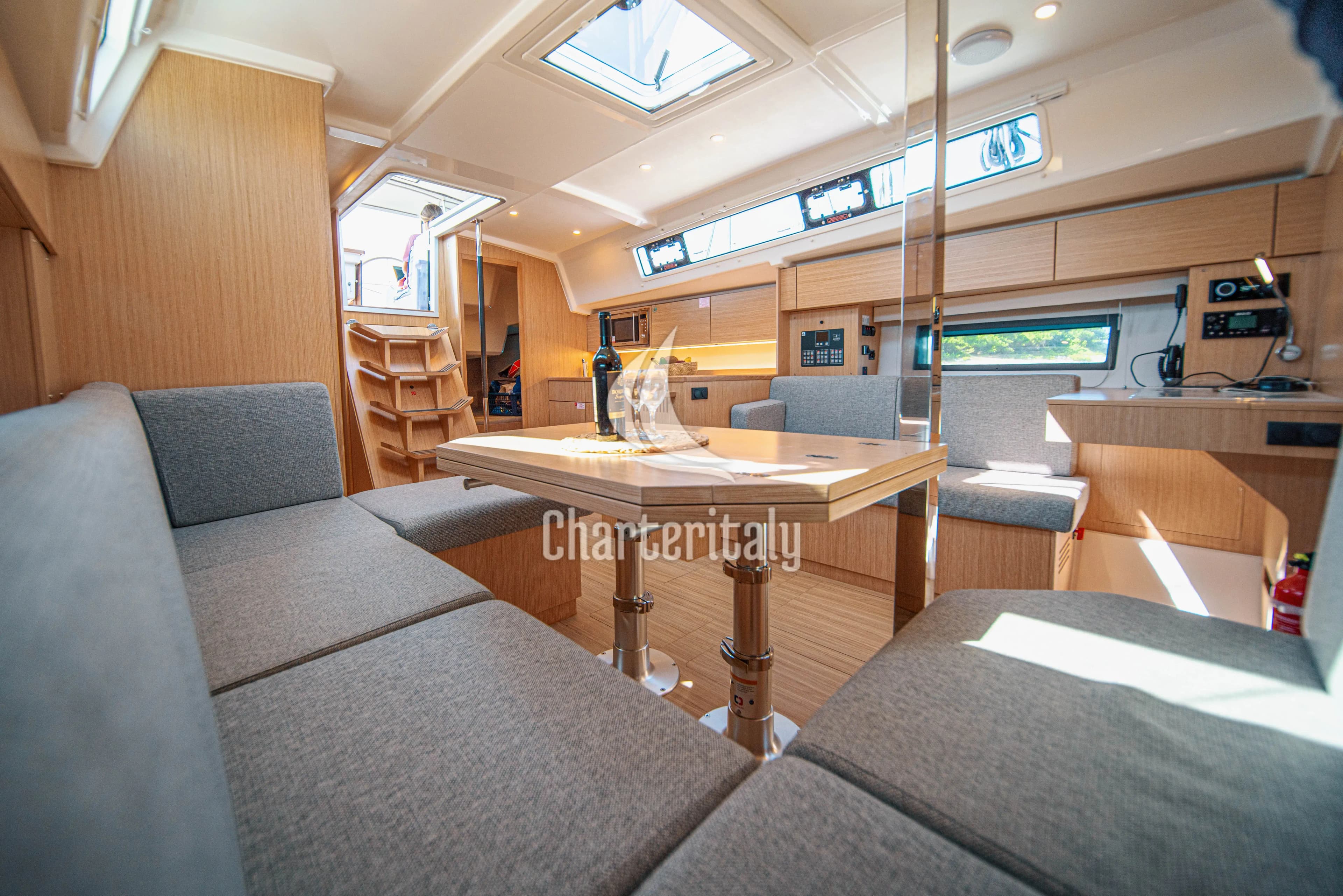 Bavaria C42 - Fiona - 24