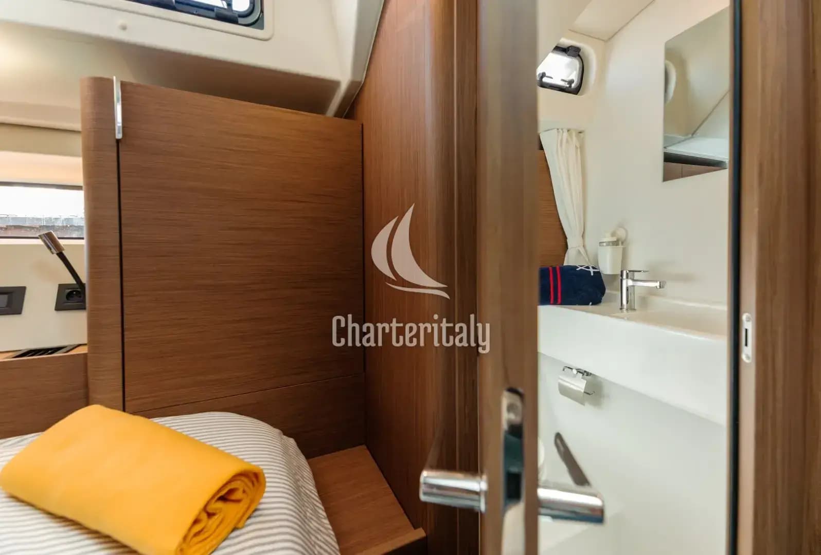 Oceanis Yacht 54 - BIG BLUE - 4