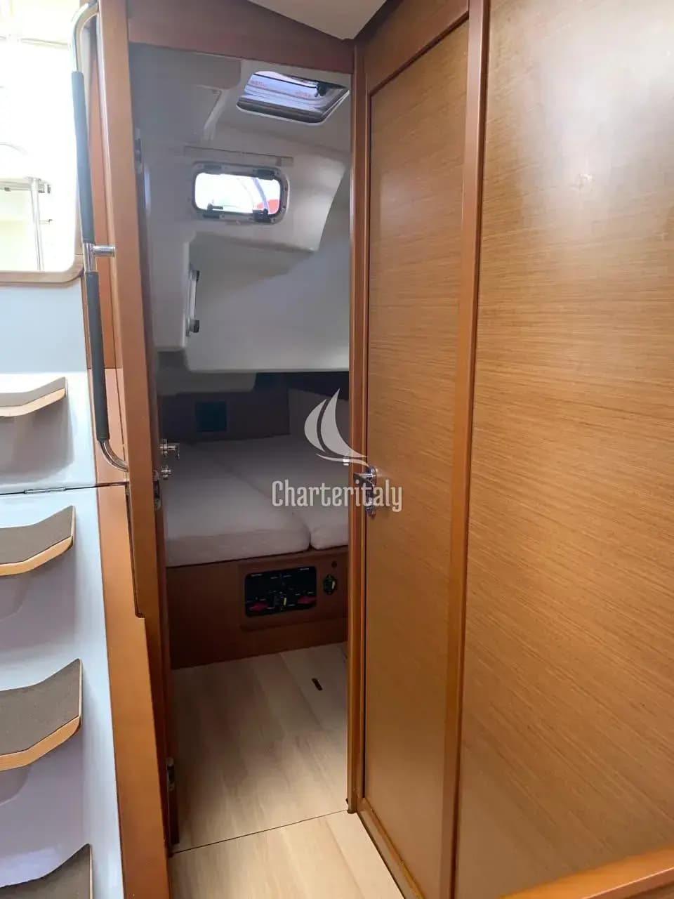 Sun Odyssey 519 - Aquaholic - 12