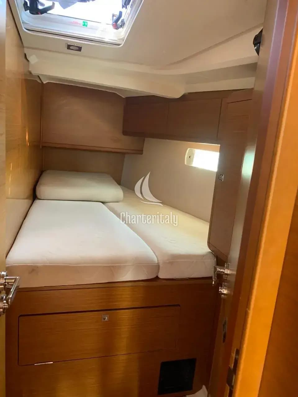 Sun Odyssey 519 - Aquaholic - 19