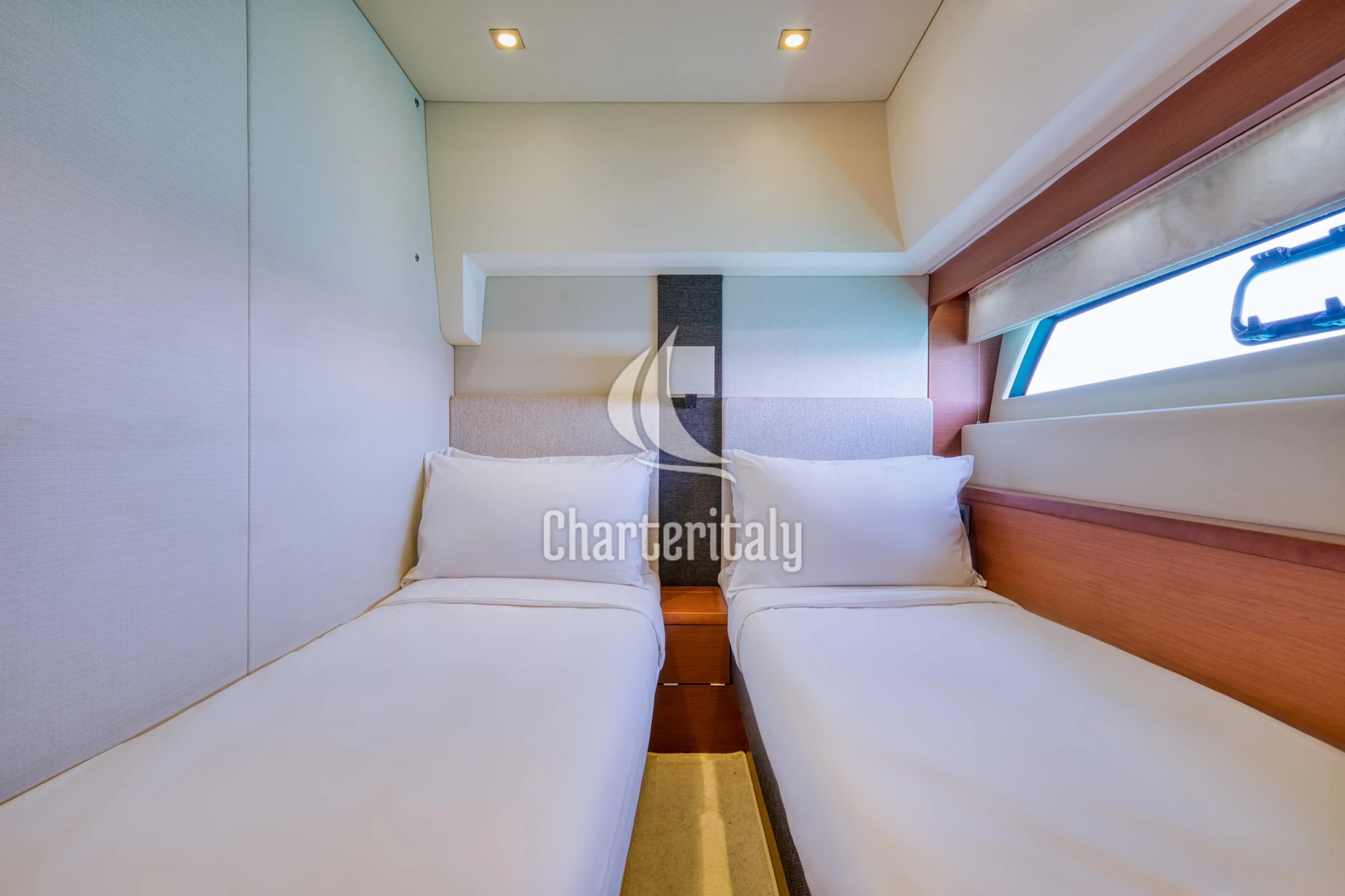 Prestige 550 Fly - Maya - 25