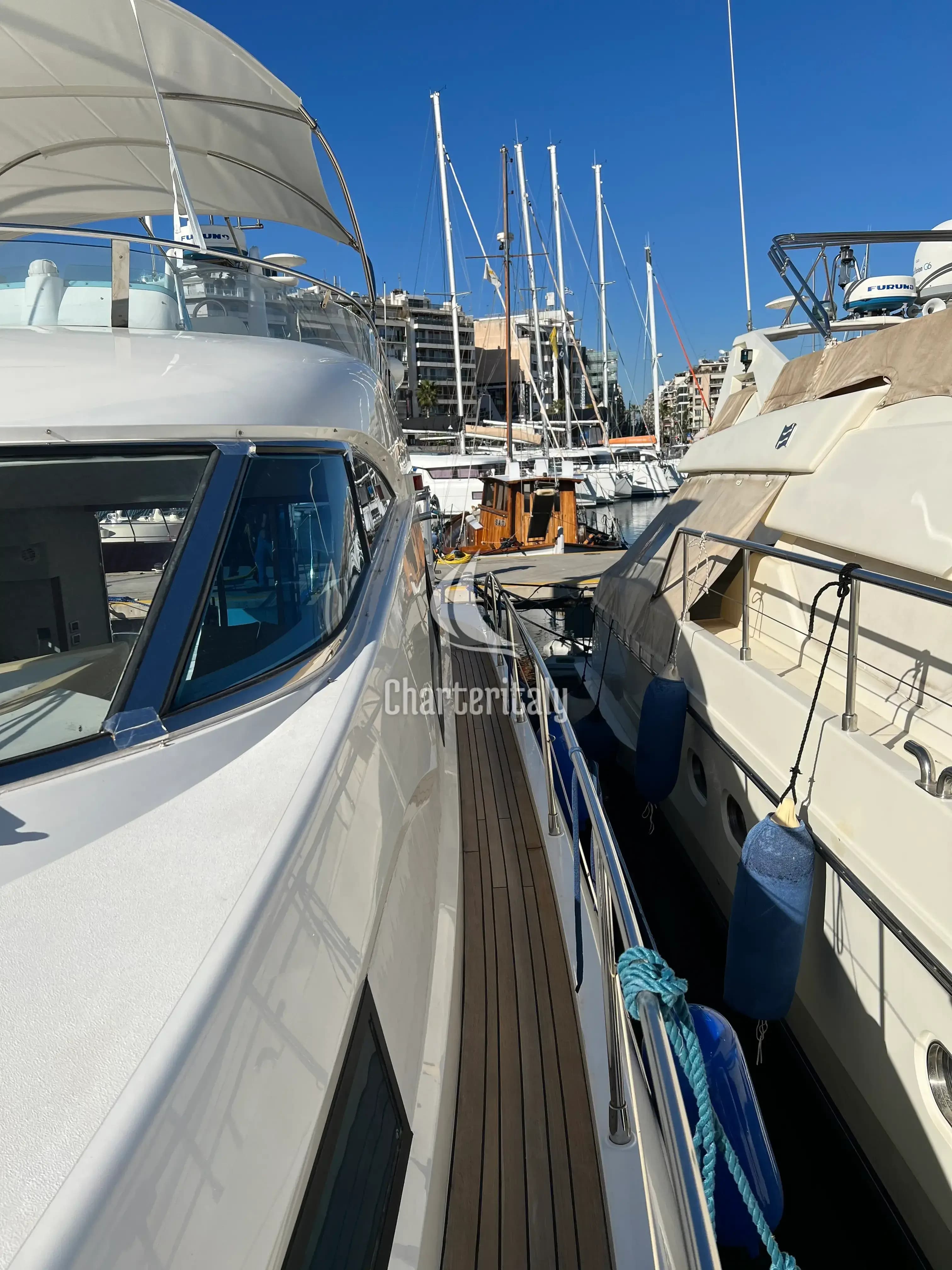 Fairline Squadron 52 - Bliss - 2