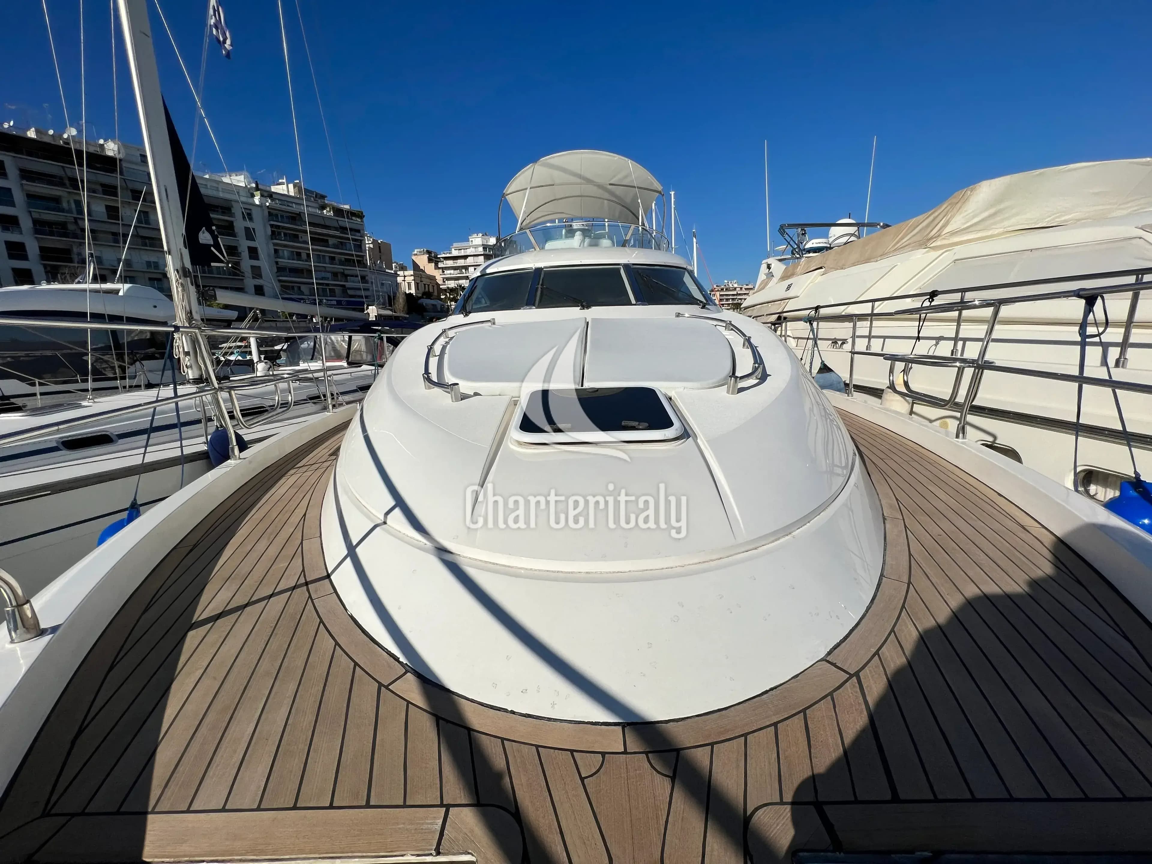Fairline Squadron 52 - Bliss - 11