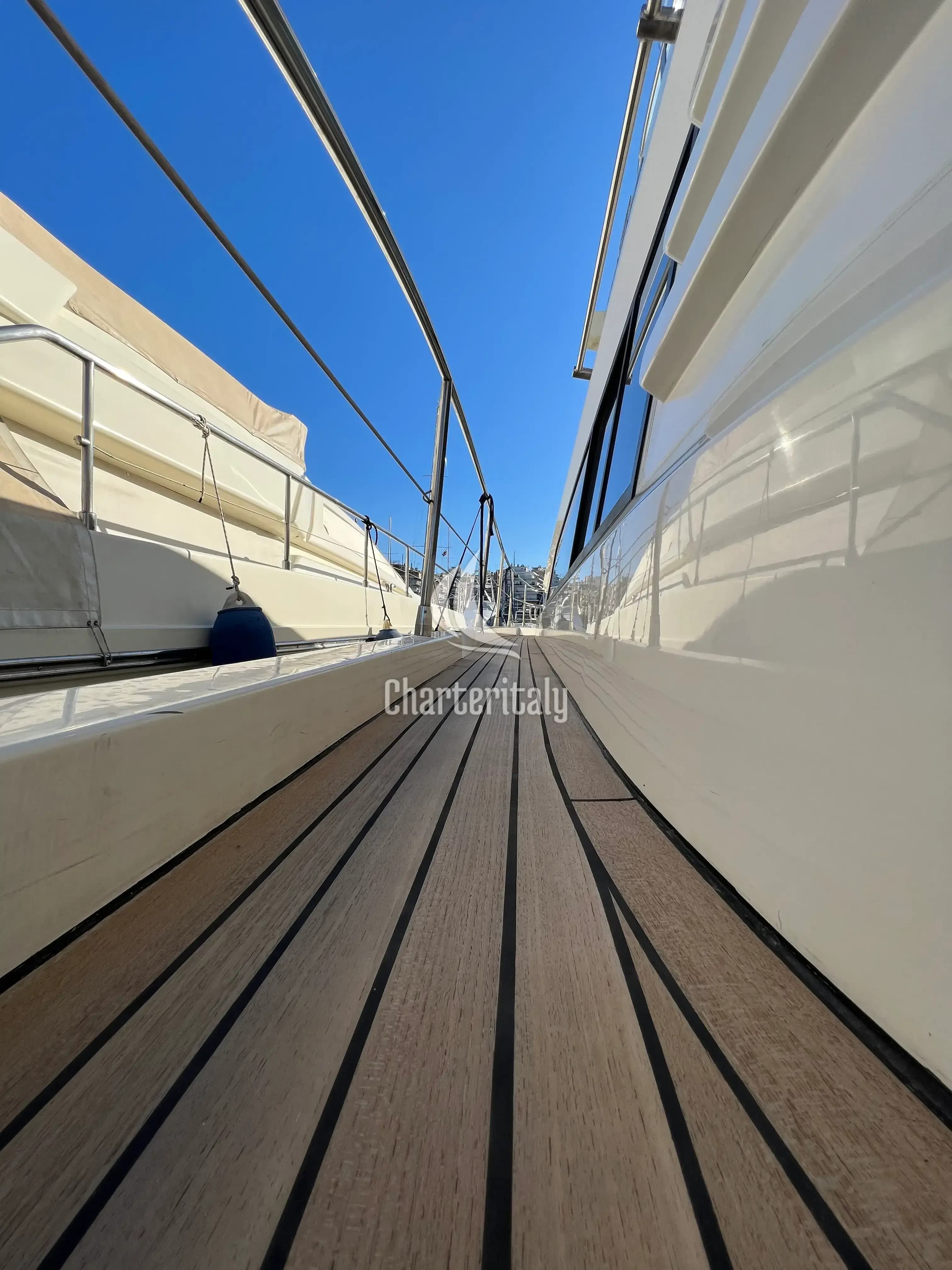 Fairline Squadron 52 - Bliss - 19