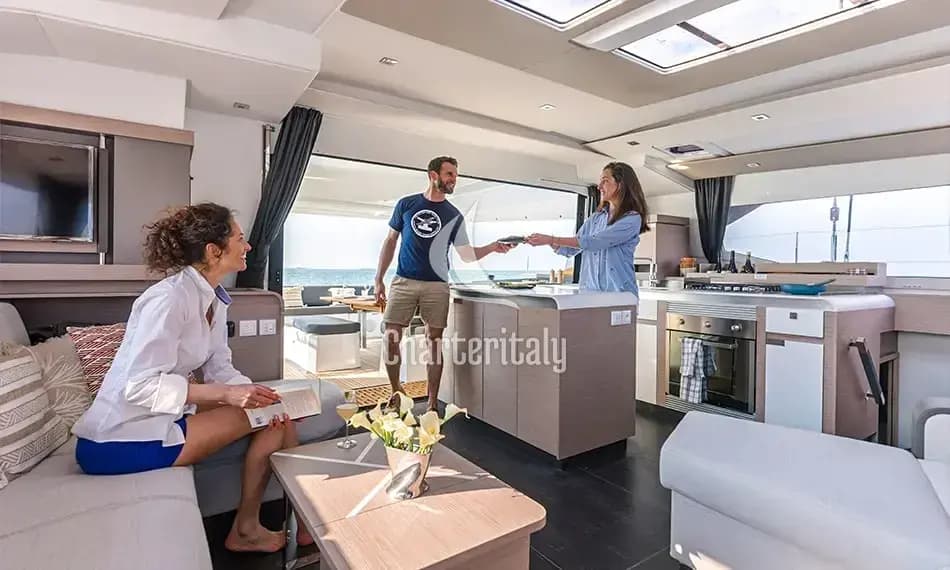 Fountaine Pajot Aura 51 SMART ELECTRIC - 5 cab. - LILY - 11