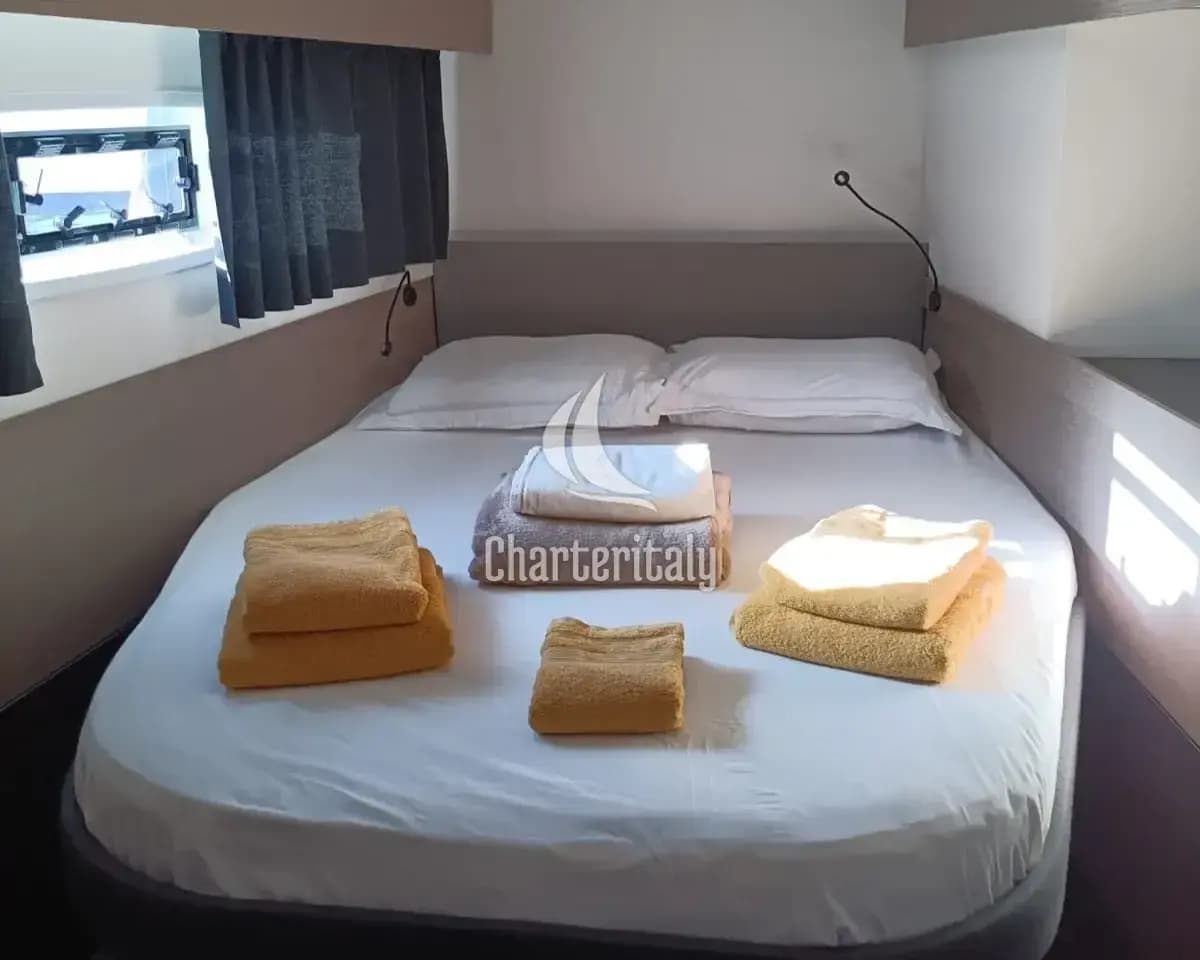 Fountaine Pajot Astrea 42 - 4 + 2 cab. - BELLA BARCA - 9