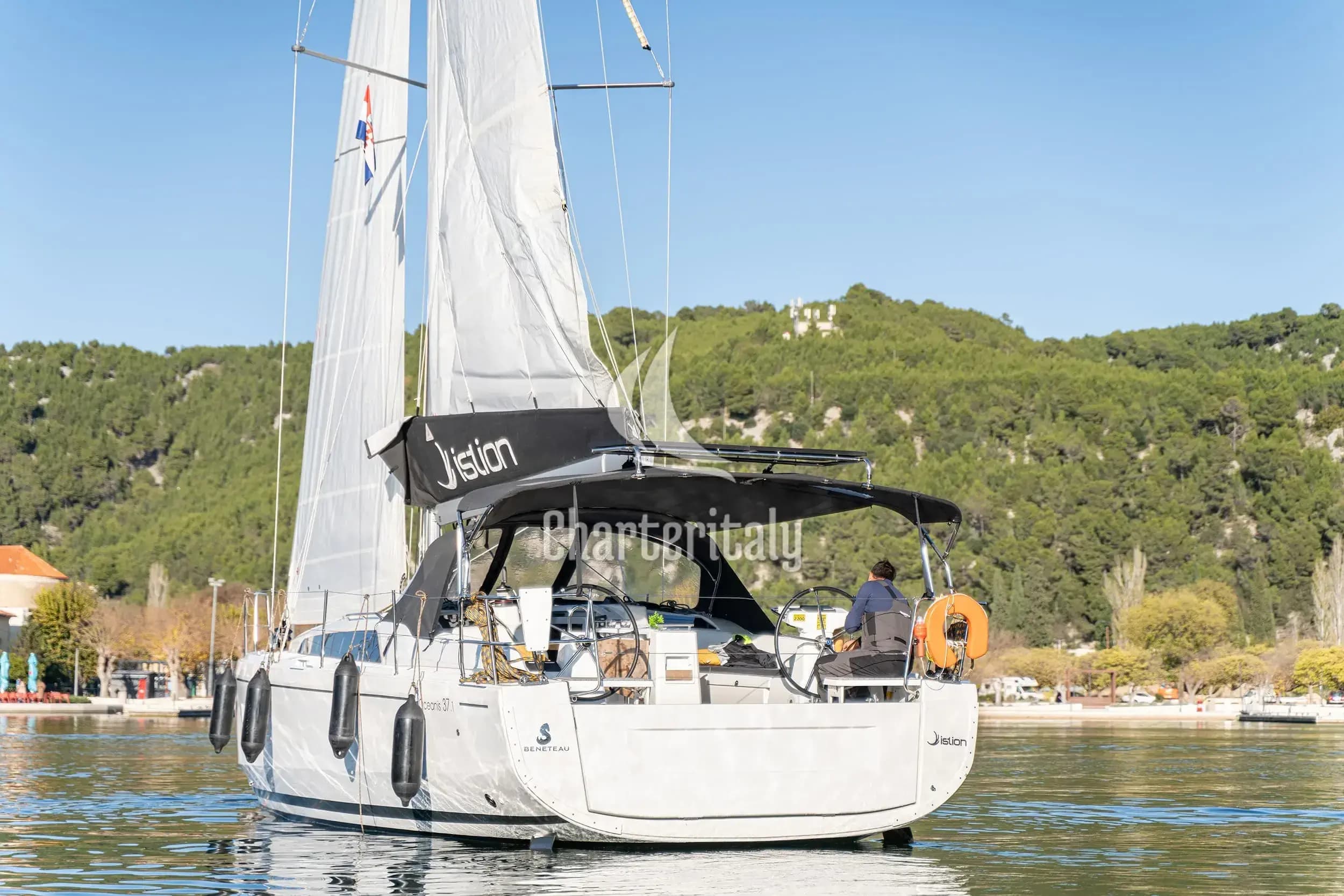 Oceanis 37.1 - First Dream - 5