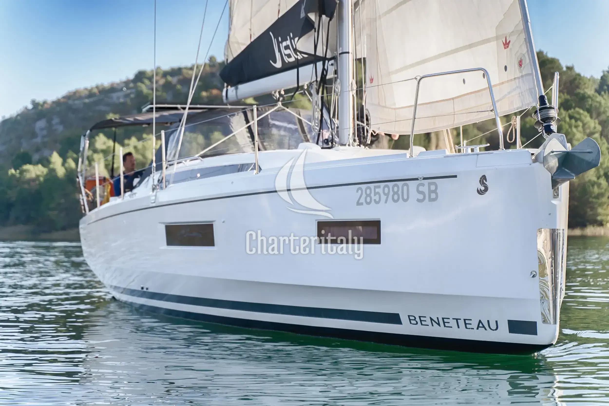 Oceanis 37.1 - First Dream - 7