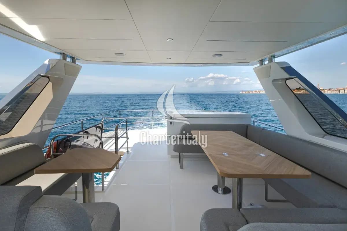 Greenline 58 Fly - Seven Seas - 7