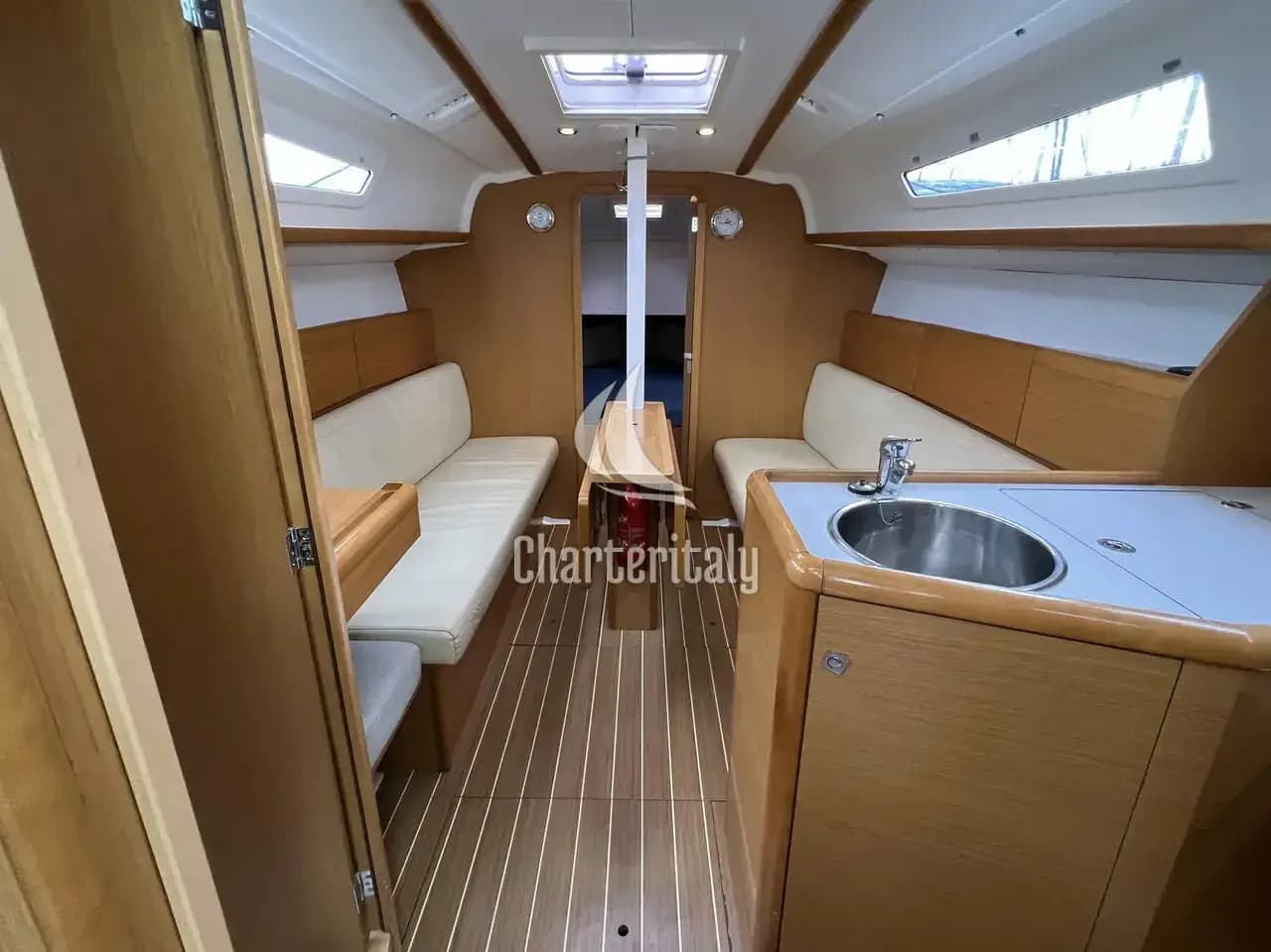 Sun Odyssey 30i - Lightning - 12