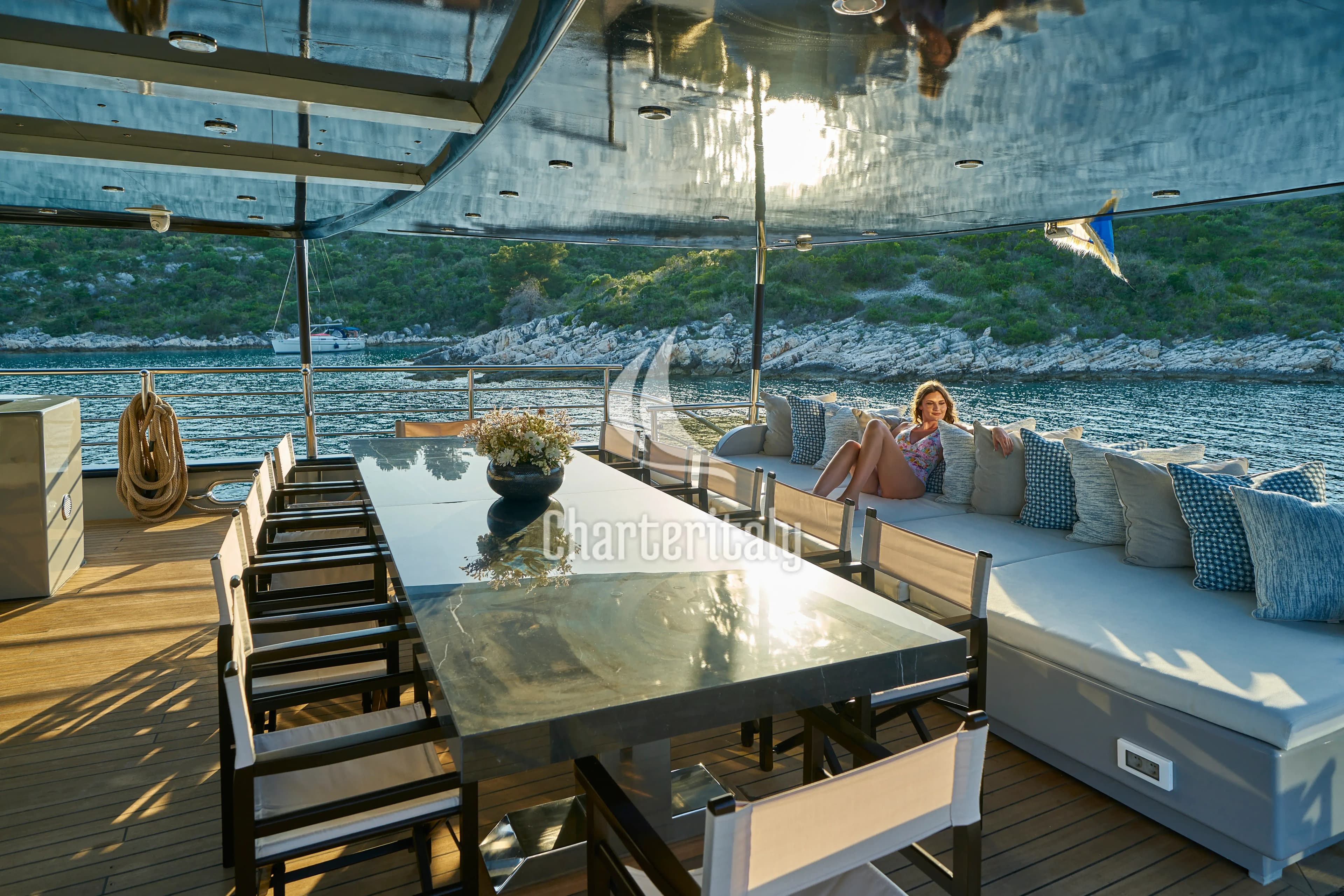 Luxury Sailing Yacht - Rara Avis - 32