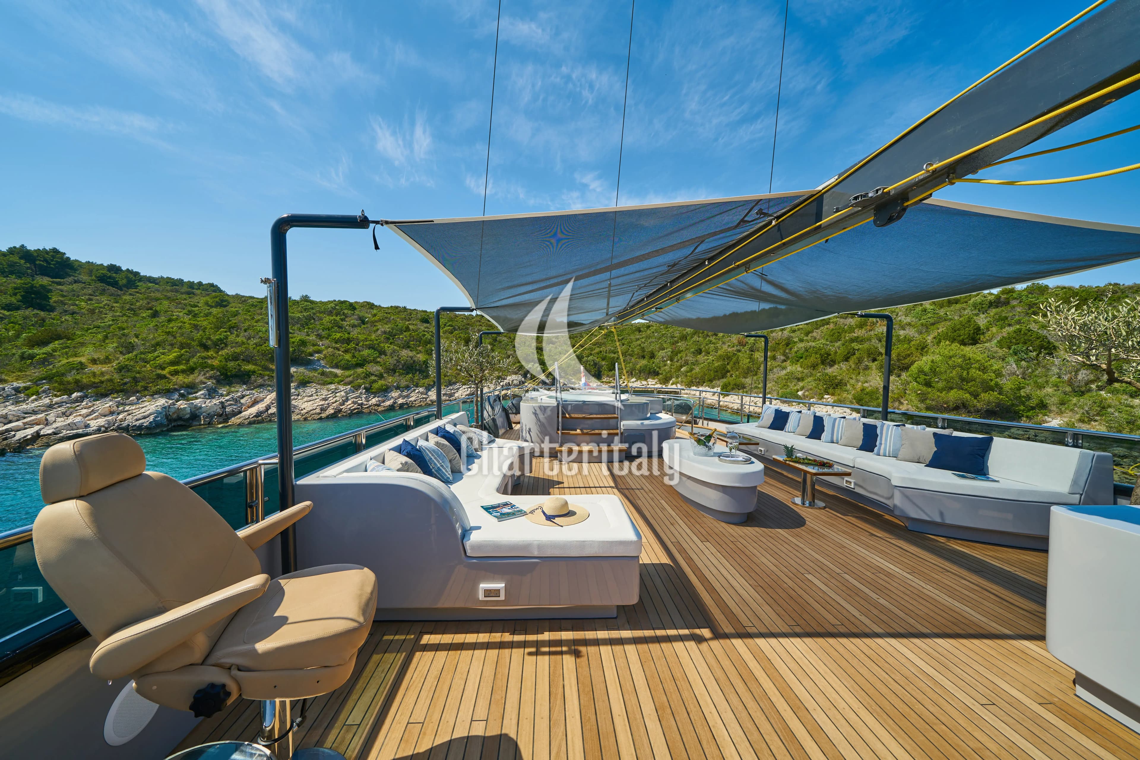 Luxury Sailing Yacht - Rara Avis - 51