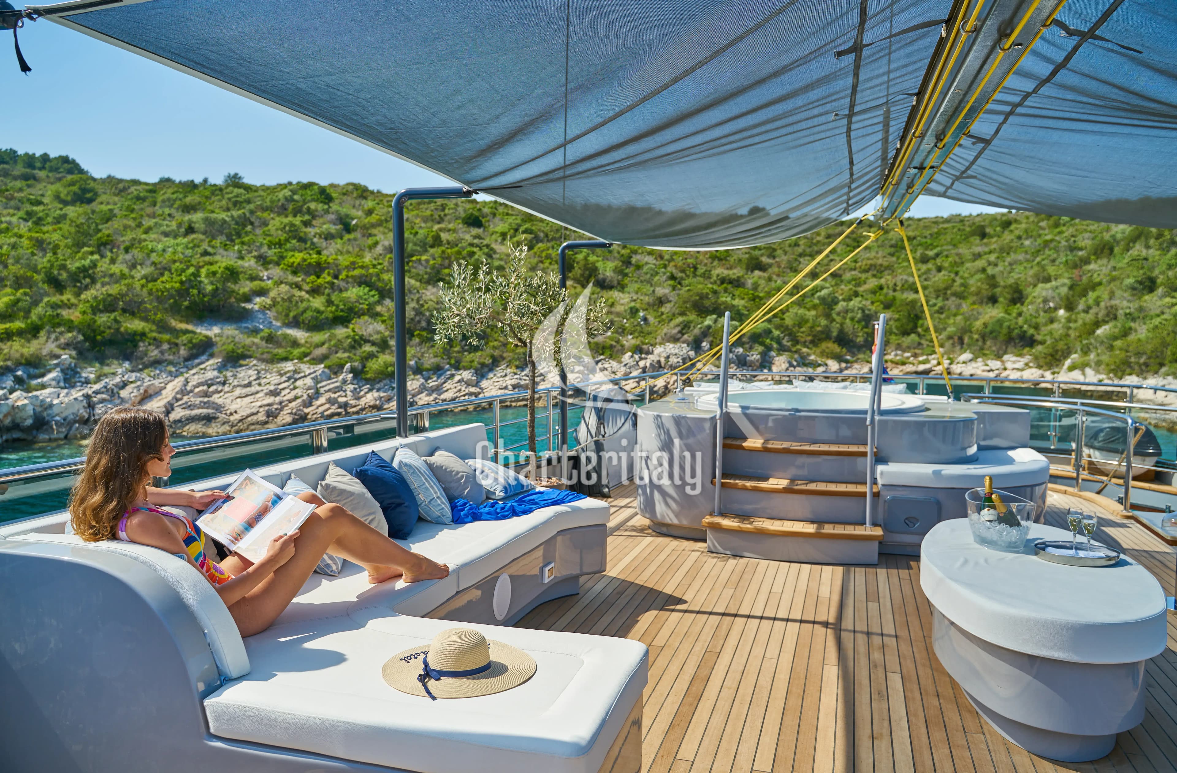 Luxury Sailing Yacht - Rara Avis - 121