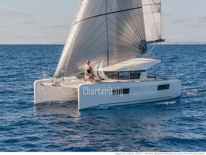 Lagoon 40 - LINDA - 1