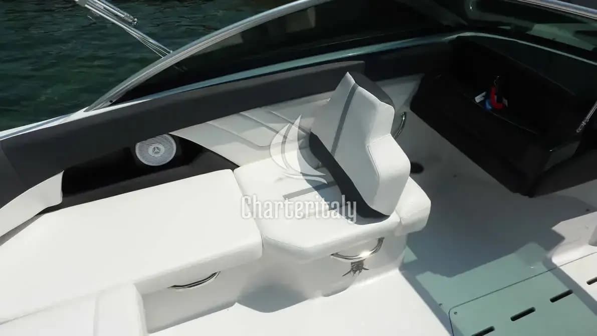 Four Winns H210 - Black Pearl - 10