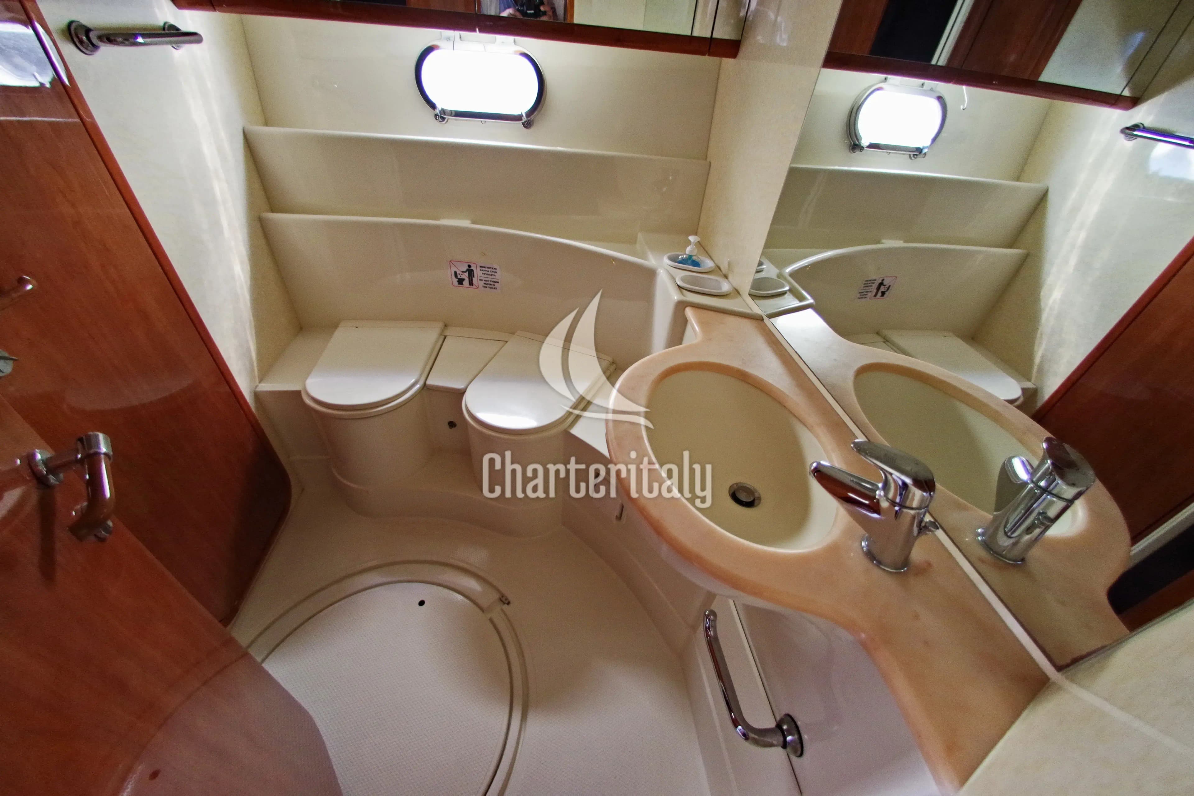 Ferretti 57 Fly Anniversary - Palmyra - 19