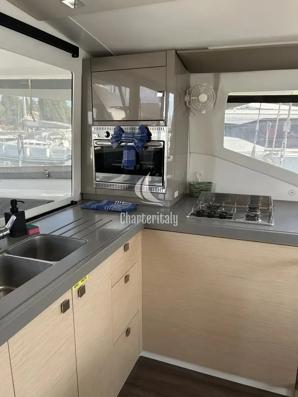 Fountaine Pajot Lucia 40 - 4 cab. - Go Earth I - 14