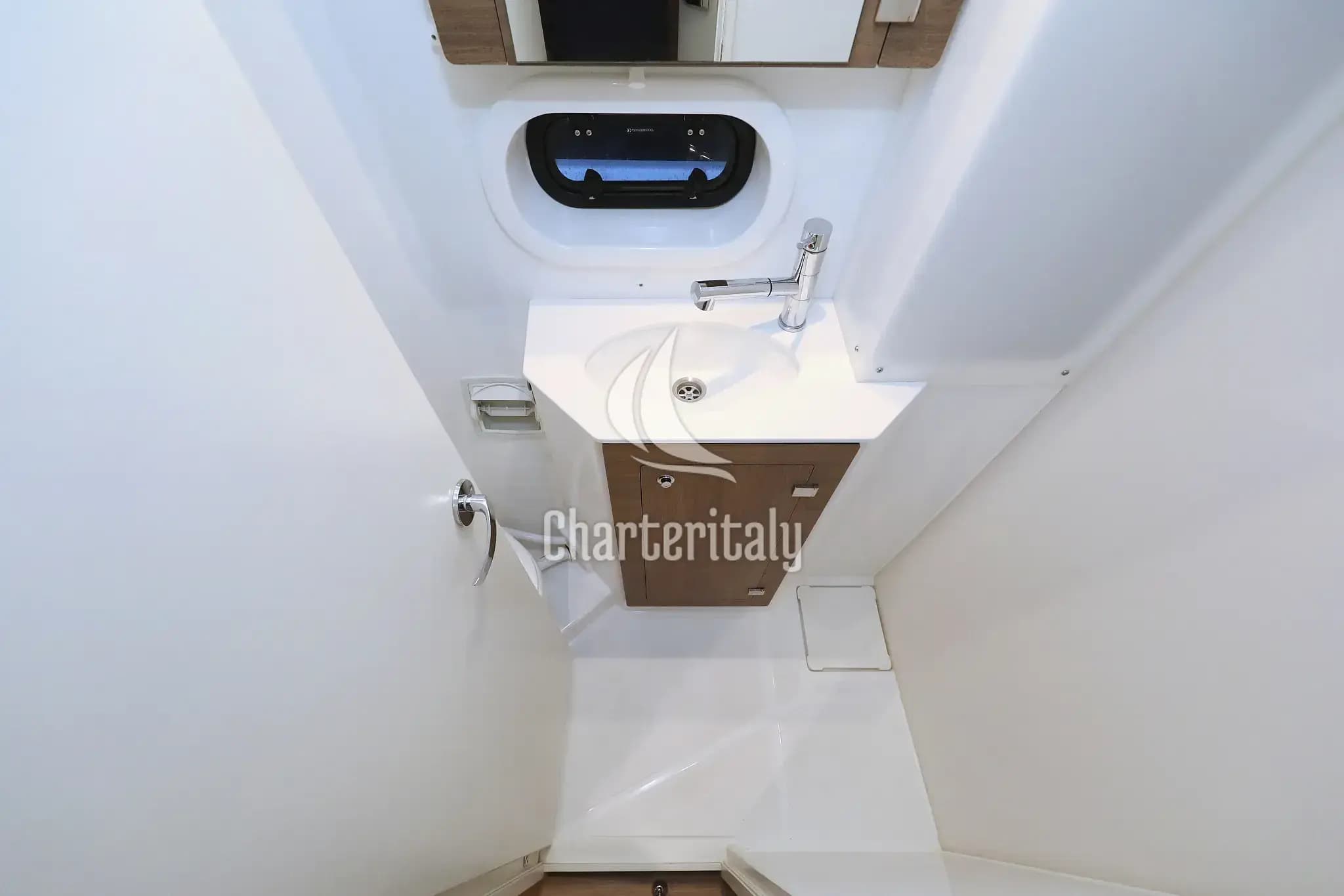 Bali 4.2 - 4 + 1 cab. - Air Space - 34