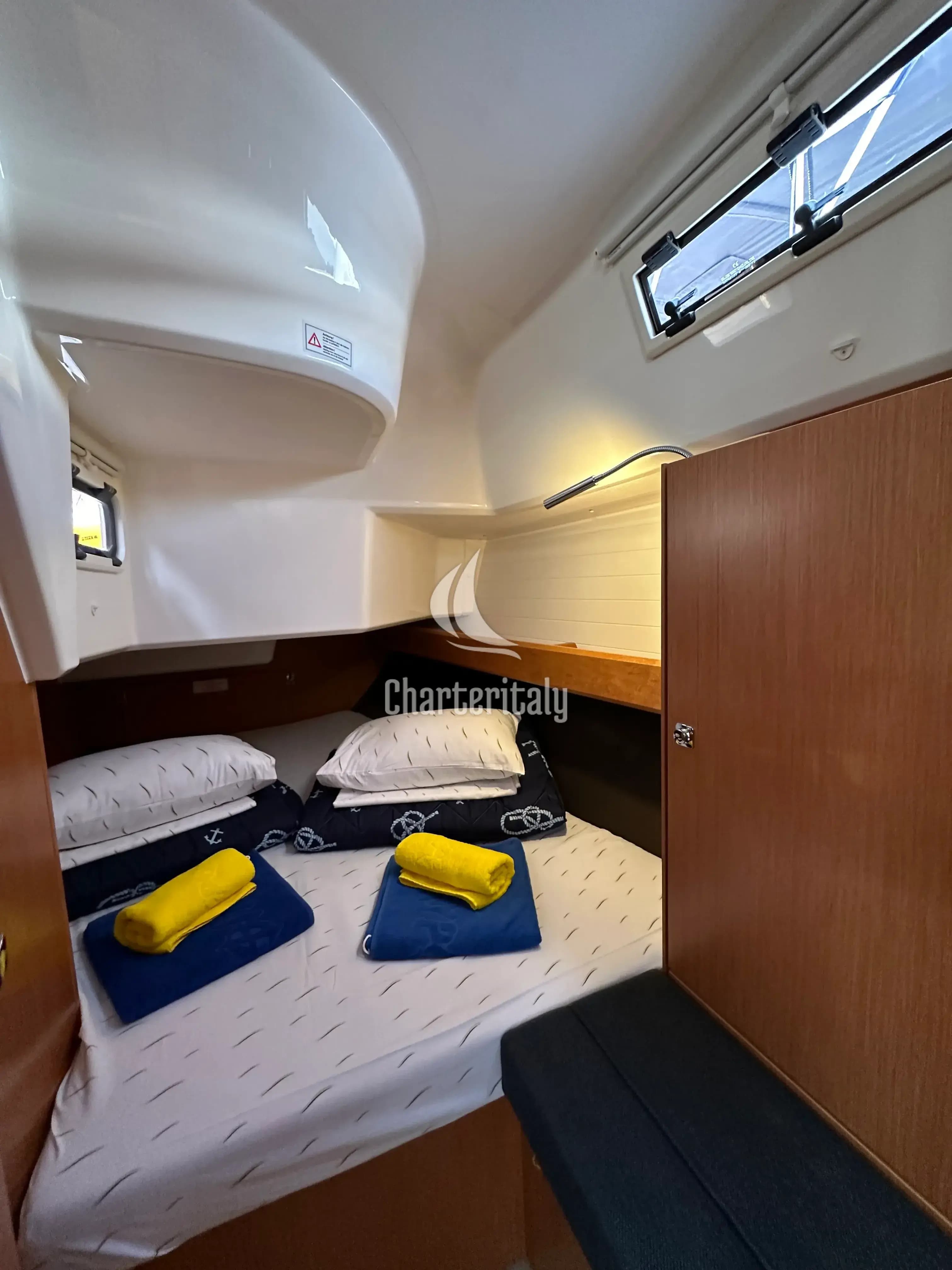 Bavaria Cruiser 37 - Crypto - 8
