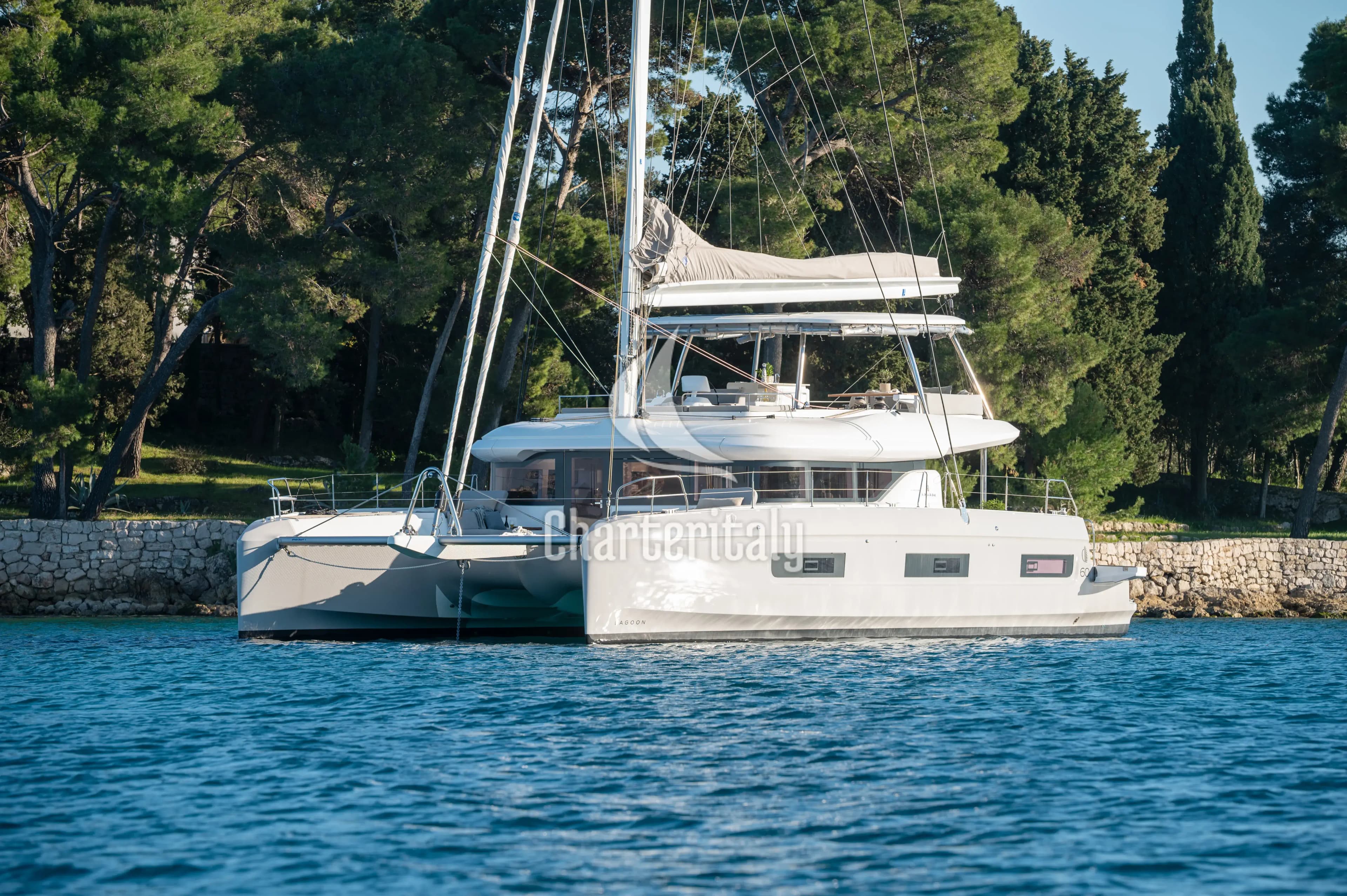 Lagoon 60 - DIAMOND DIVA - 3