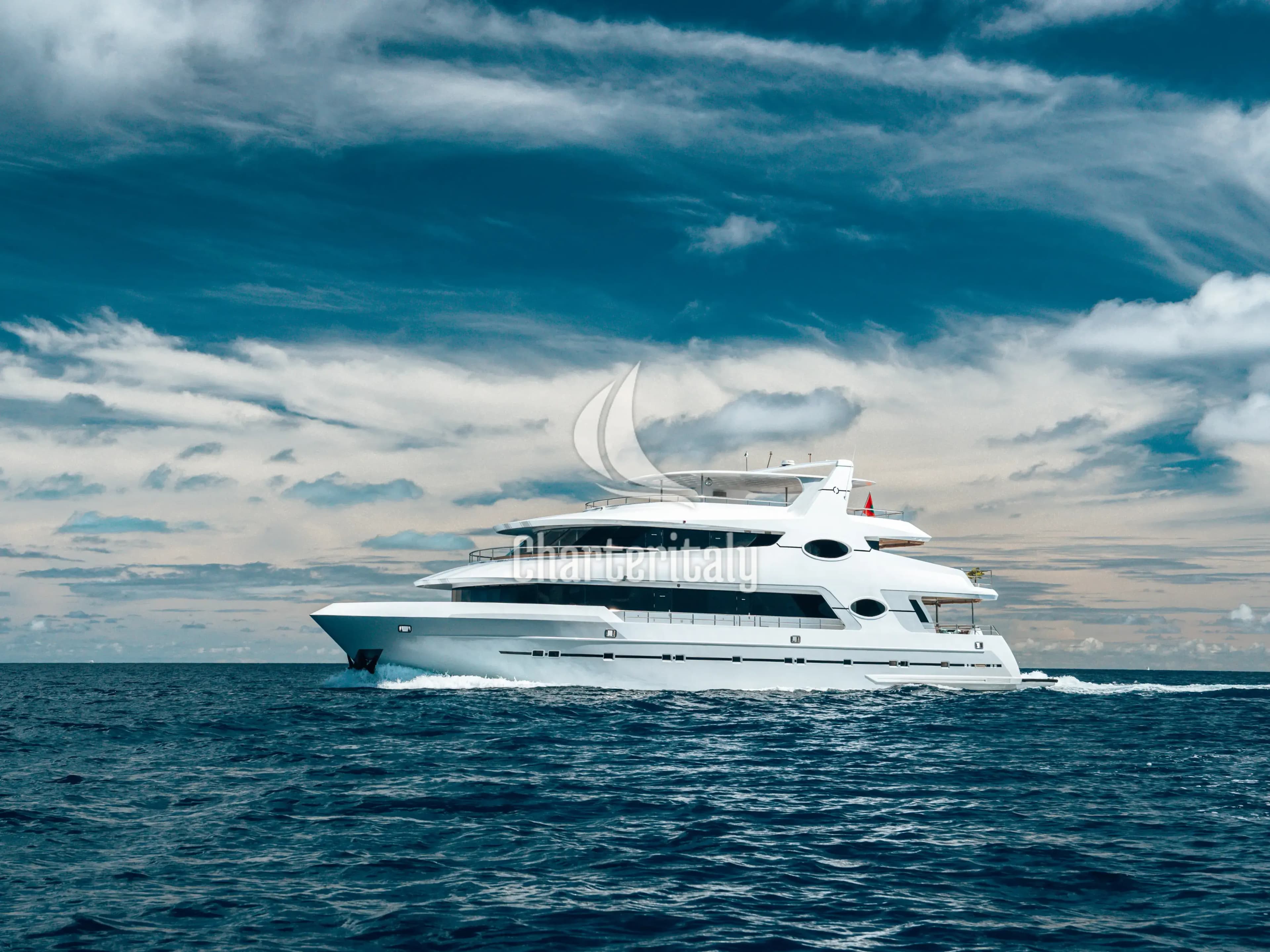Luxury Motor Yacht - Alice - 1