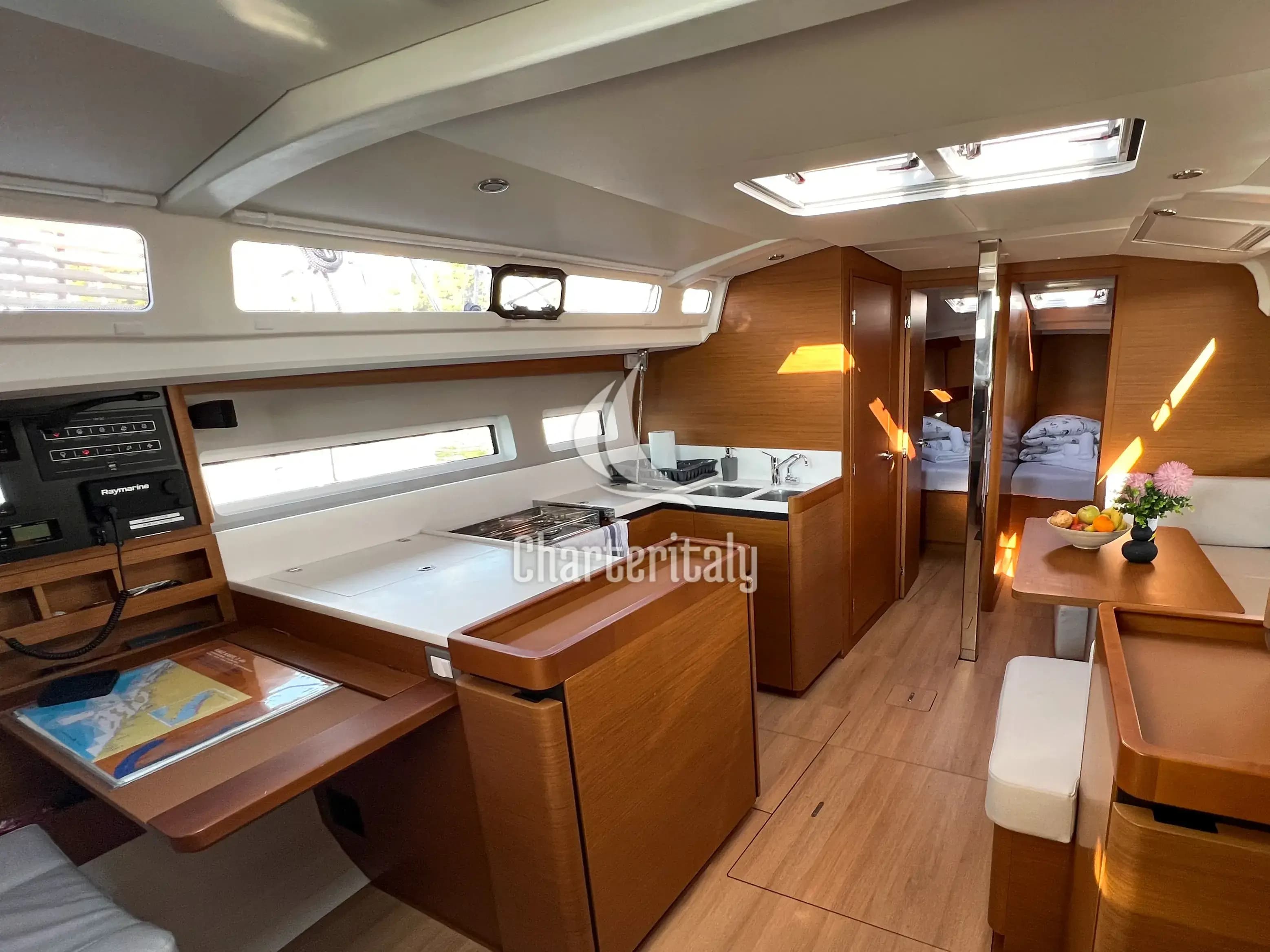 Sun Odyssey 440 - URI - 4