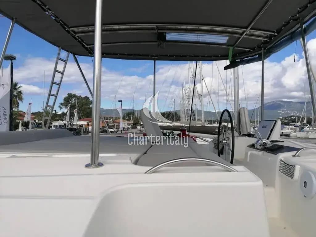Lagoon 46 - 4 + 2 cab. - Achilles - 4