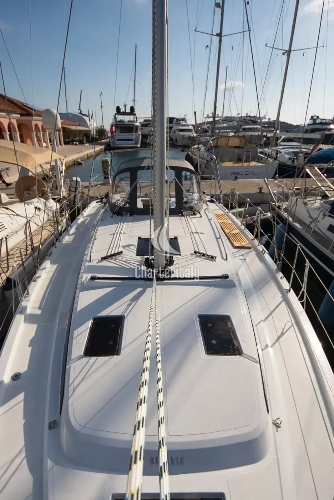 Bavaria C38 - Aura - 9
