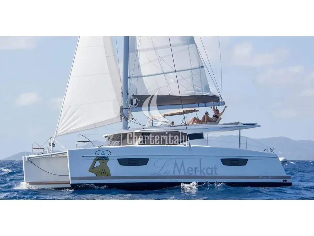 Lucia 40 - La Mer-Kat - 1