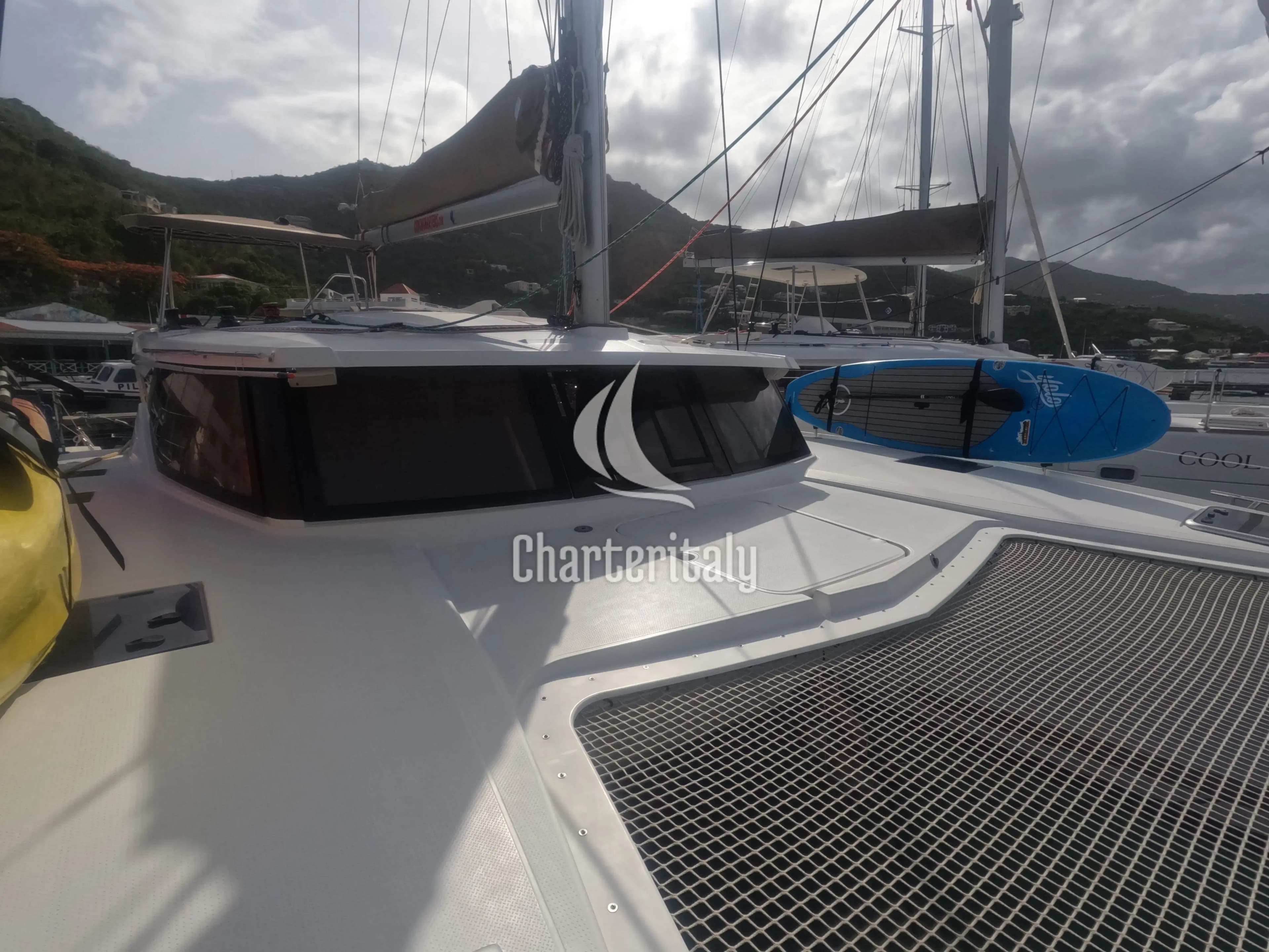 Lucia 40 - La Mer-Kat - 14