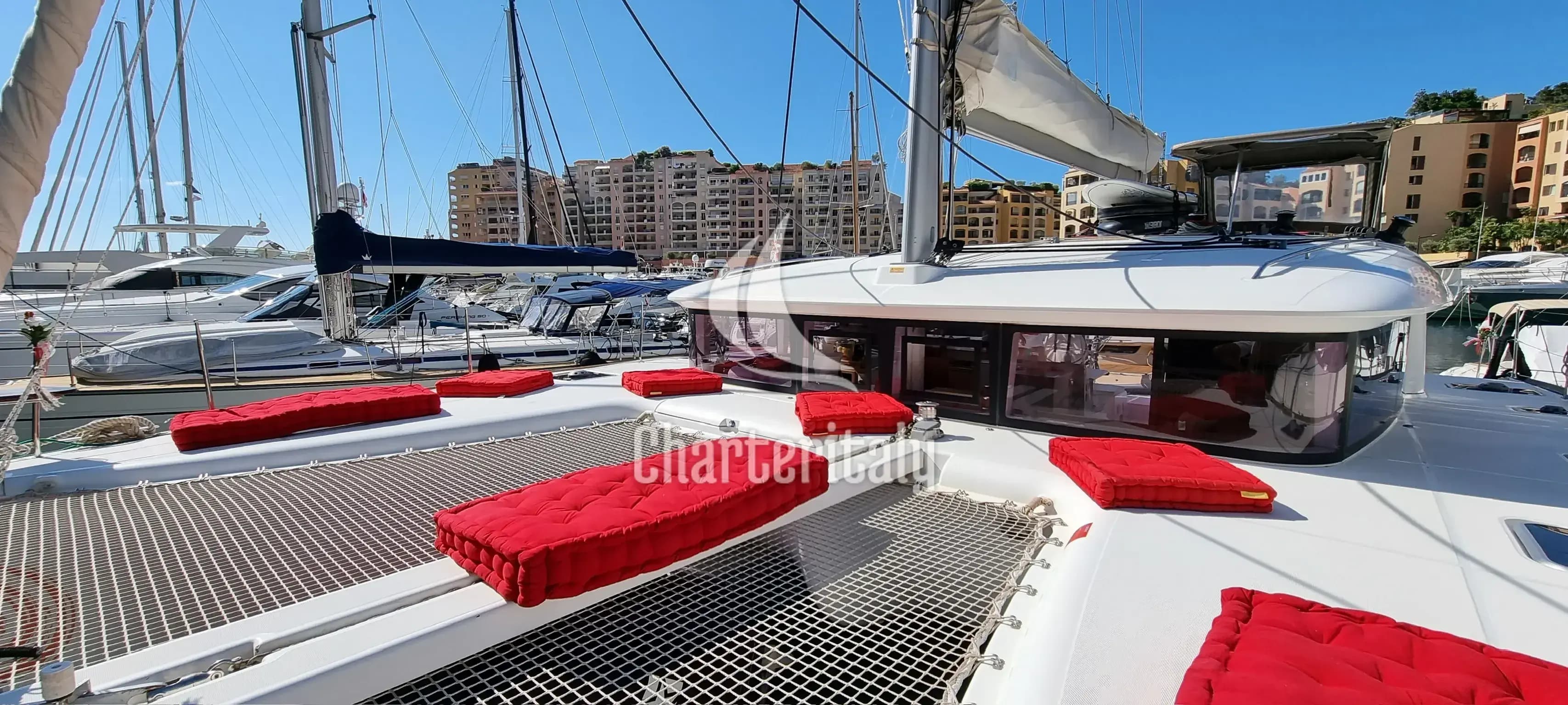 Lagoon 400 S2 - Red  Sail - 6