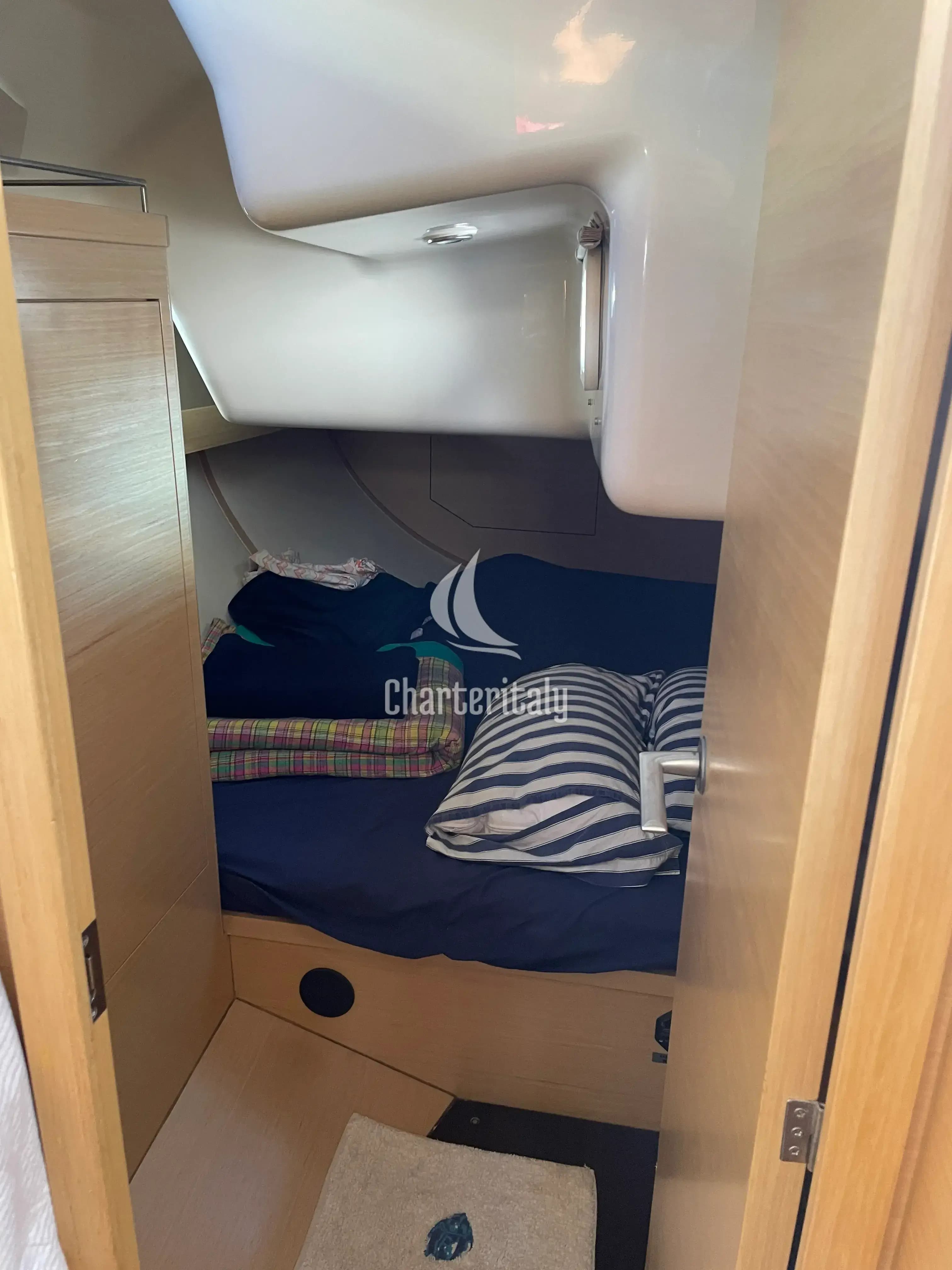 Elan 450 - Carolina - cabin 1 - 8