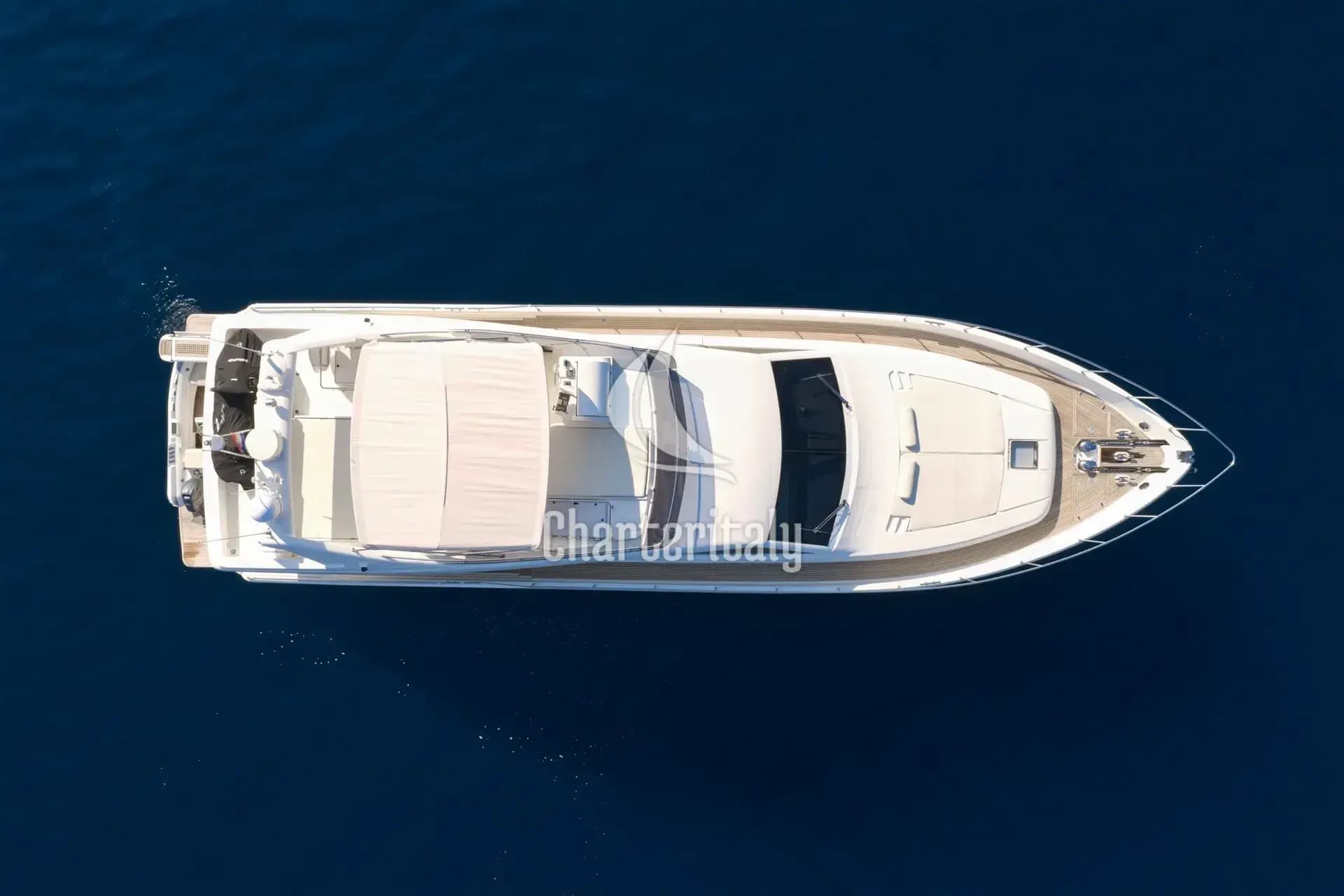 Ferretti 681 - Dominique - 19