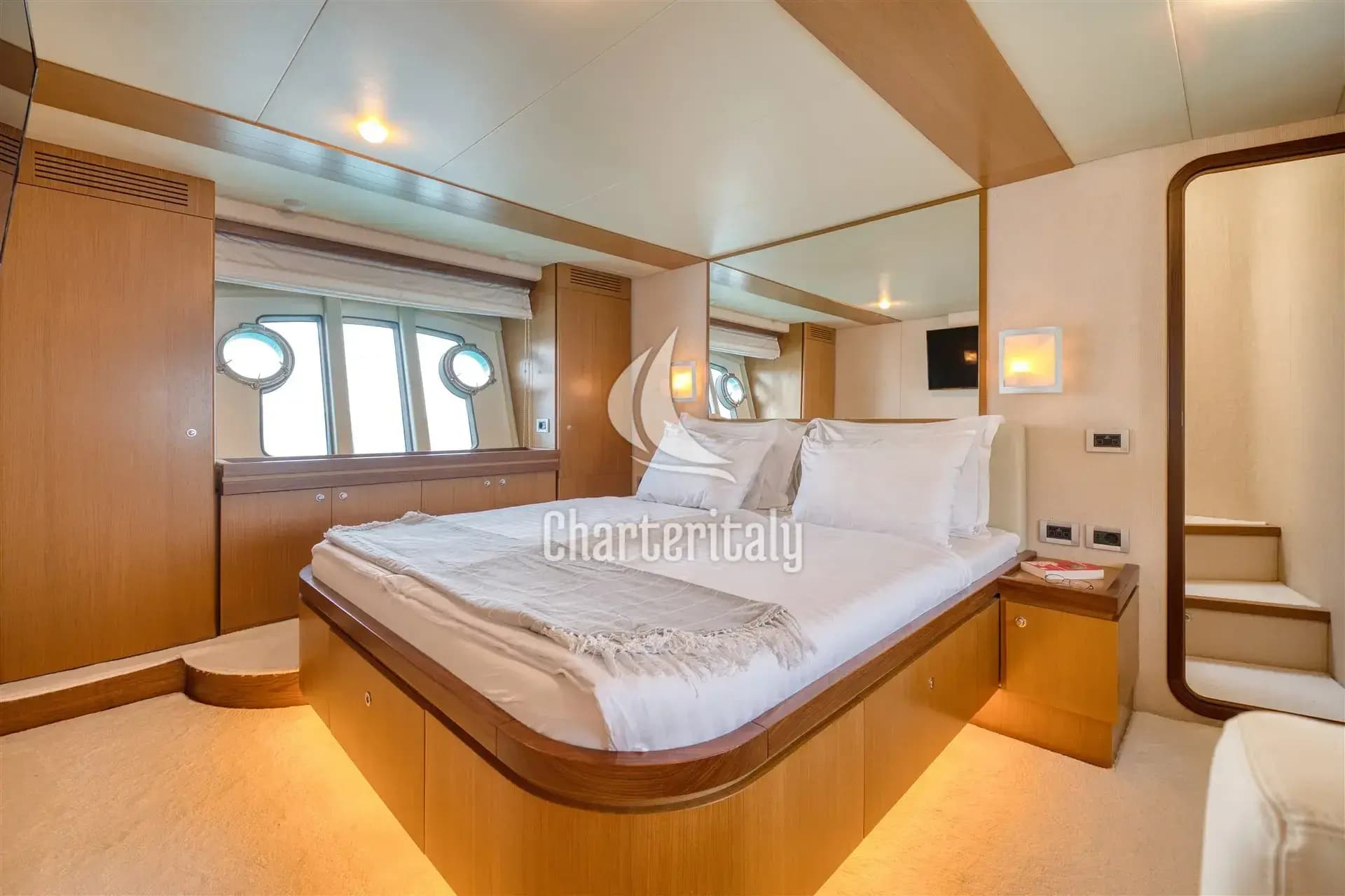 Ferretti 681 - Dominique - 47