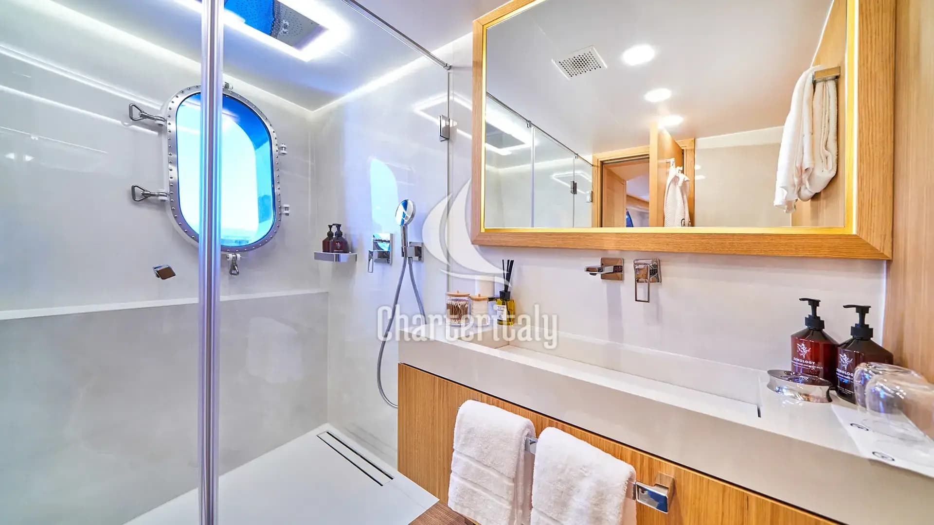 Luxury Motor Yacht - ARGO - 8