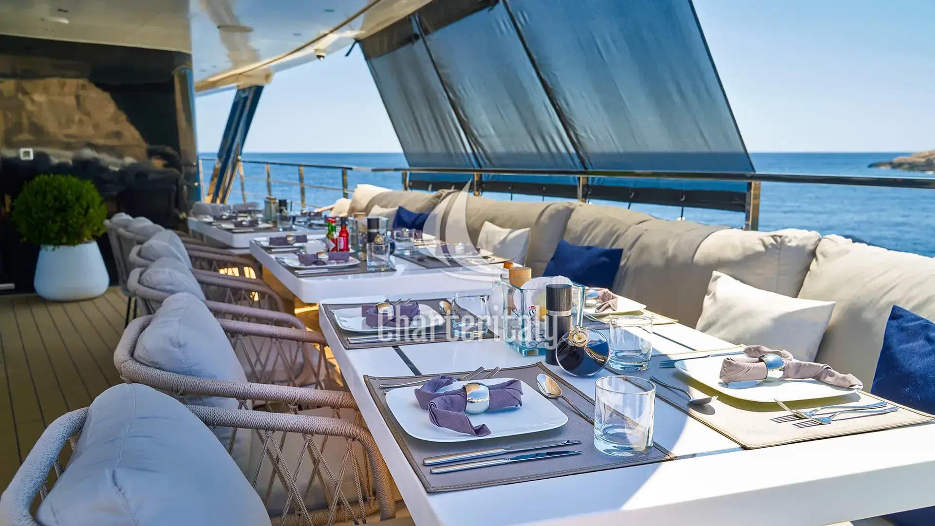 Luxury Motor Yacht - ARGO - 13