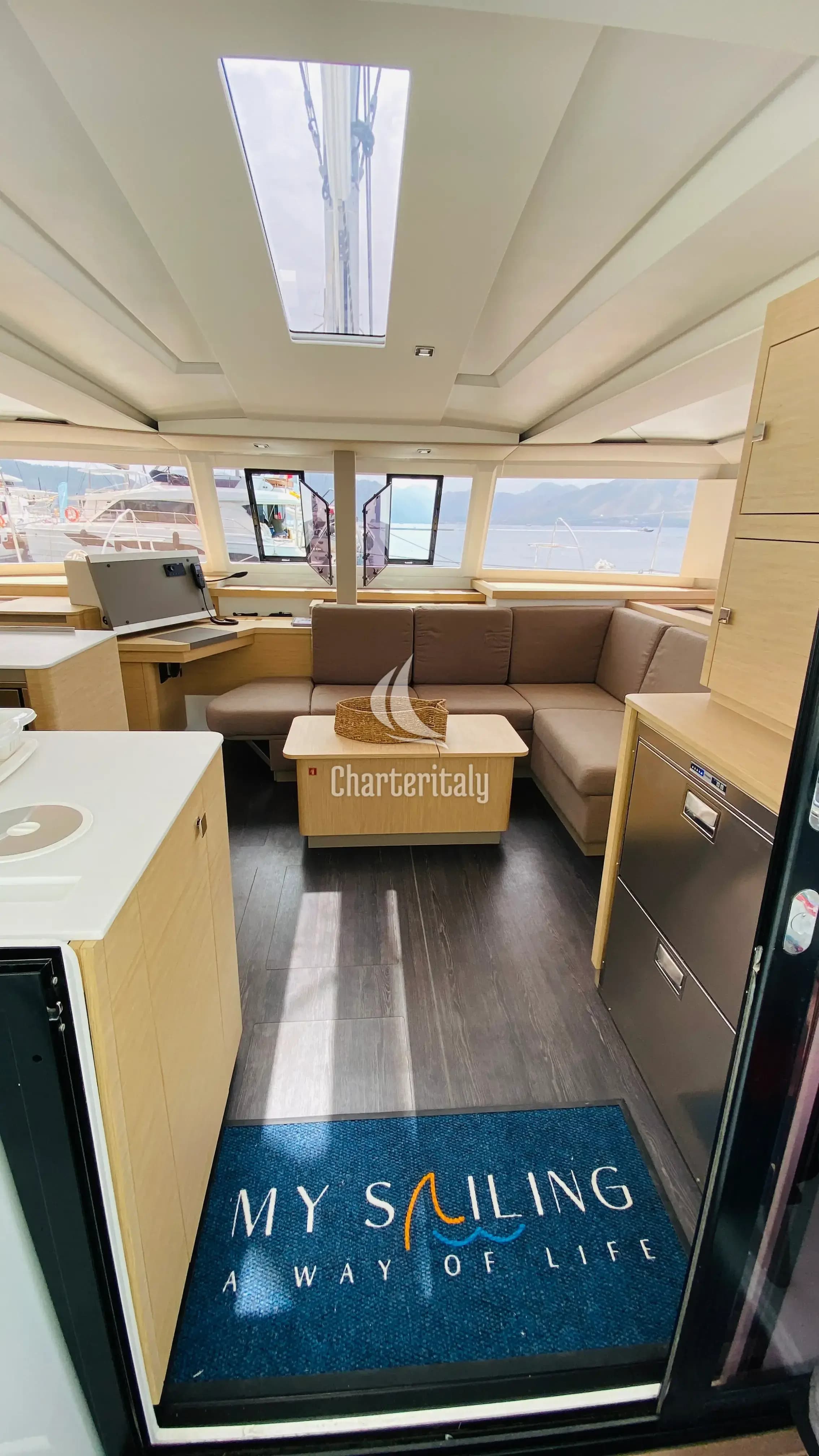 Fountaine Pajot Astrea 42 - 4 + 1 cab. - Sirius 1 - 10