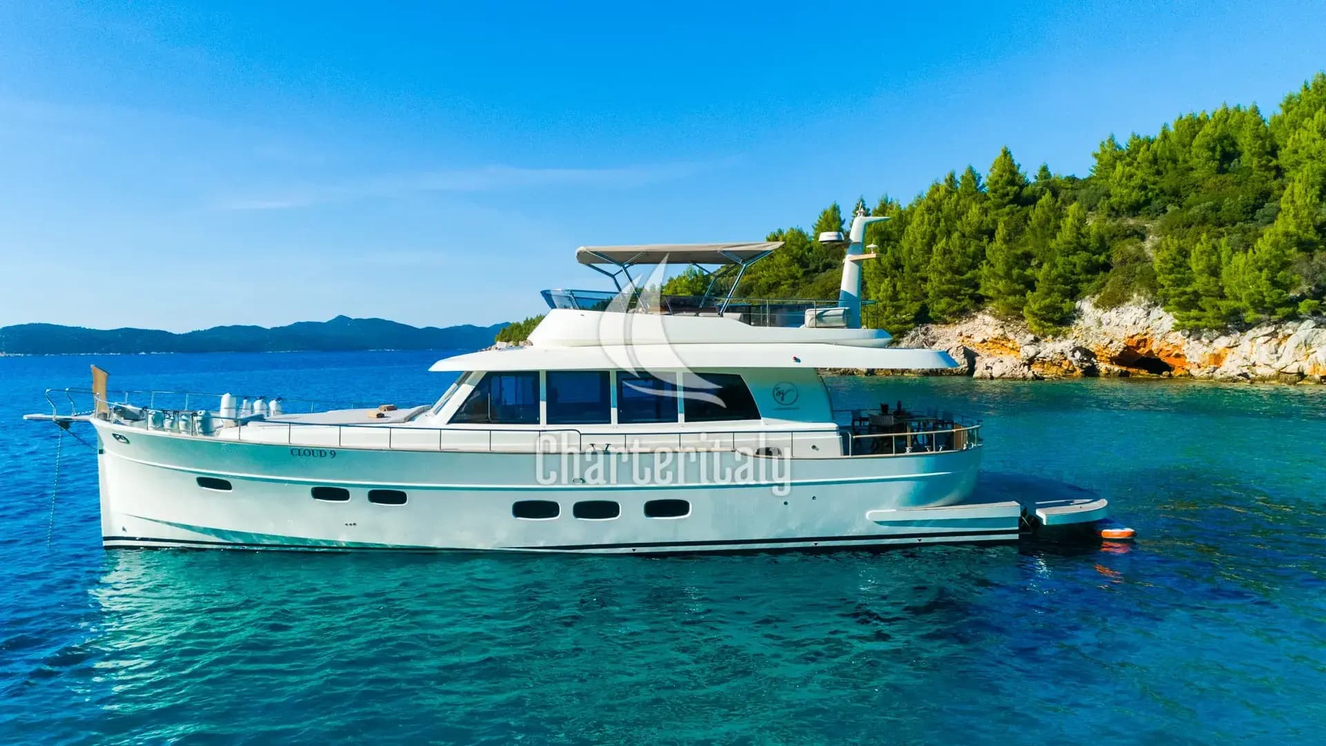 Motoryacht - Cloud 9 - 6