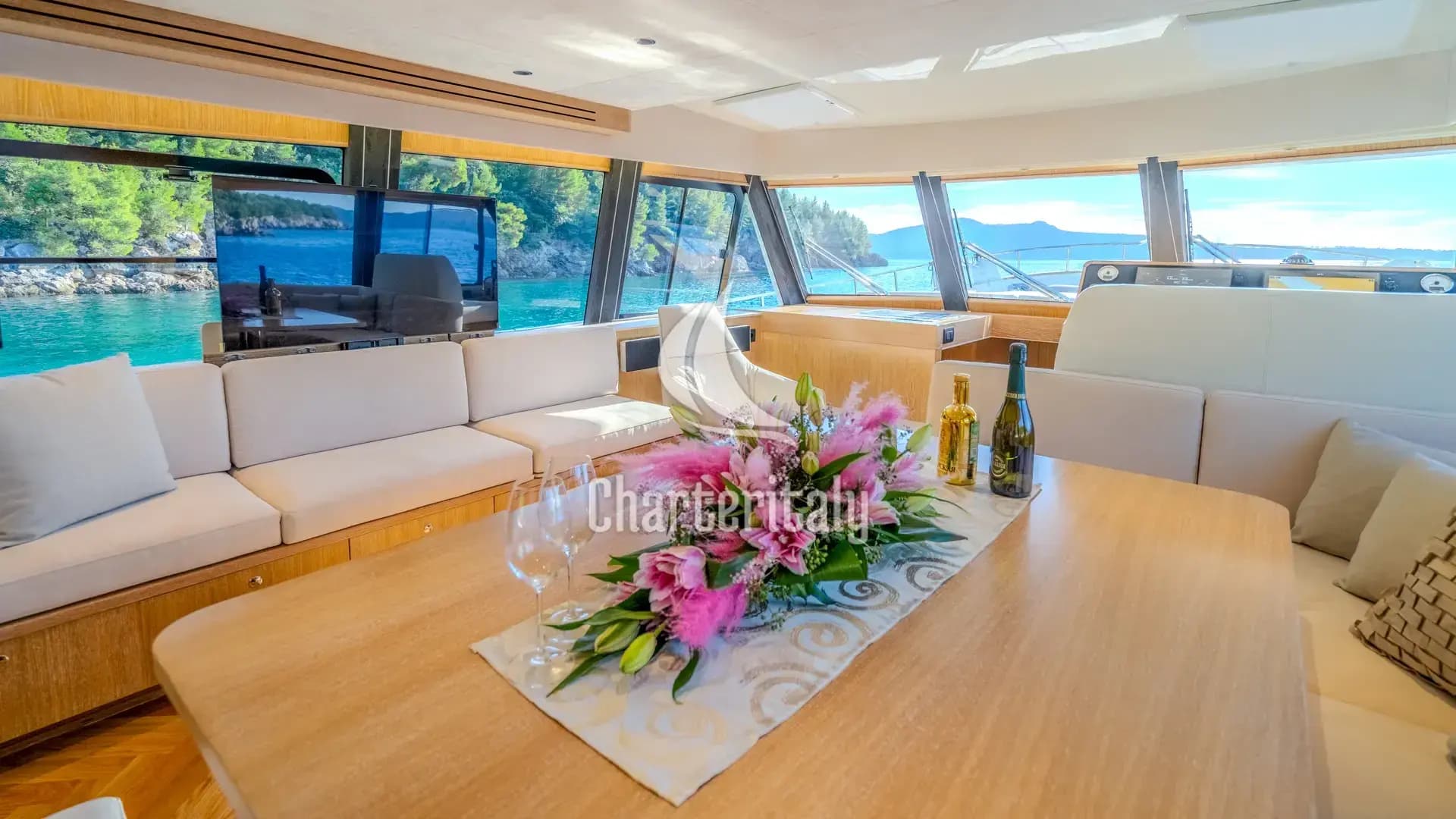 Motoryacht - Cloud 9 - 22