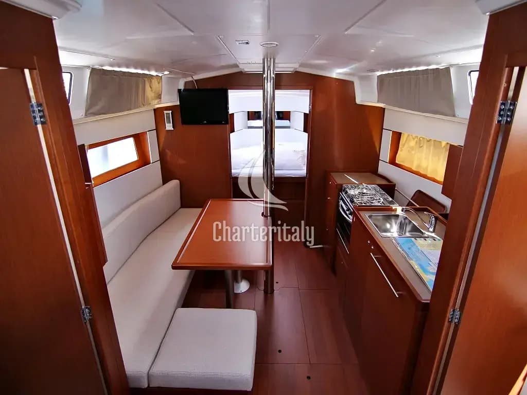 Oceanis 38.1 - ARIELA - 10