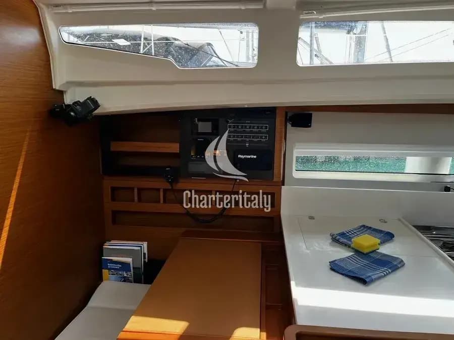 Sun Odyssey 440 - LEONA - 11