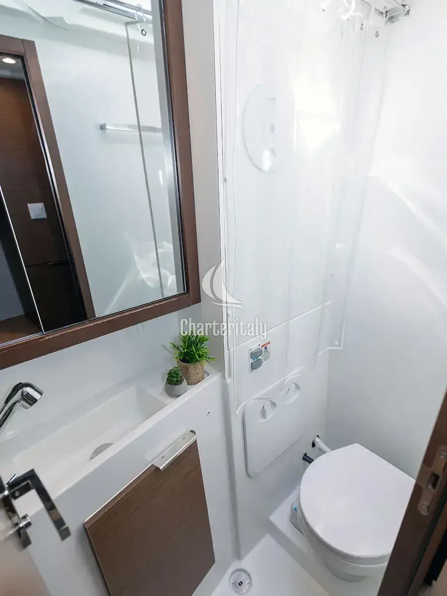 Lagoon 40 - BYE BYE 2020 (air condition, generator) - 20