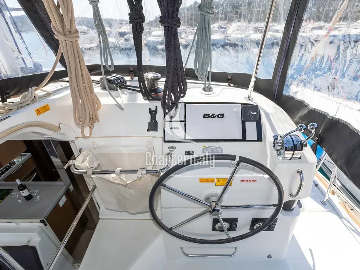 Lagoon 40 - BYE BYE 2020 (air condition, generator) - 5