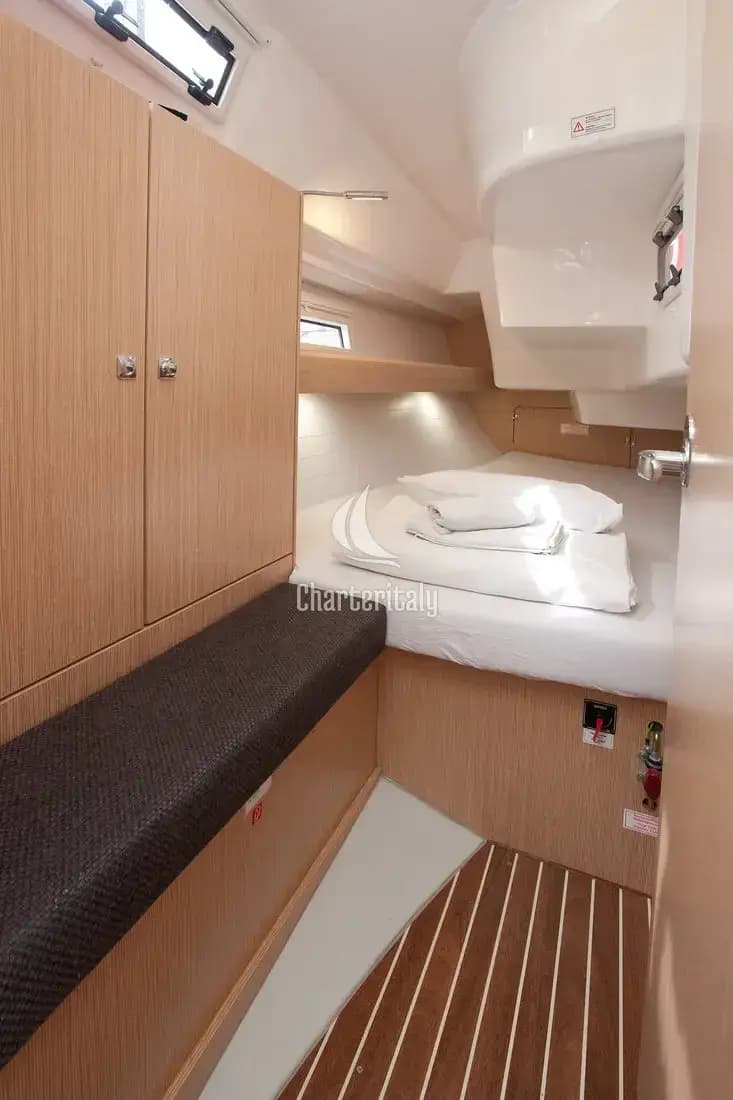 Bavaria Cruiser 34 Style - Aston - 17