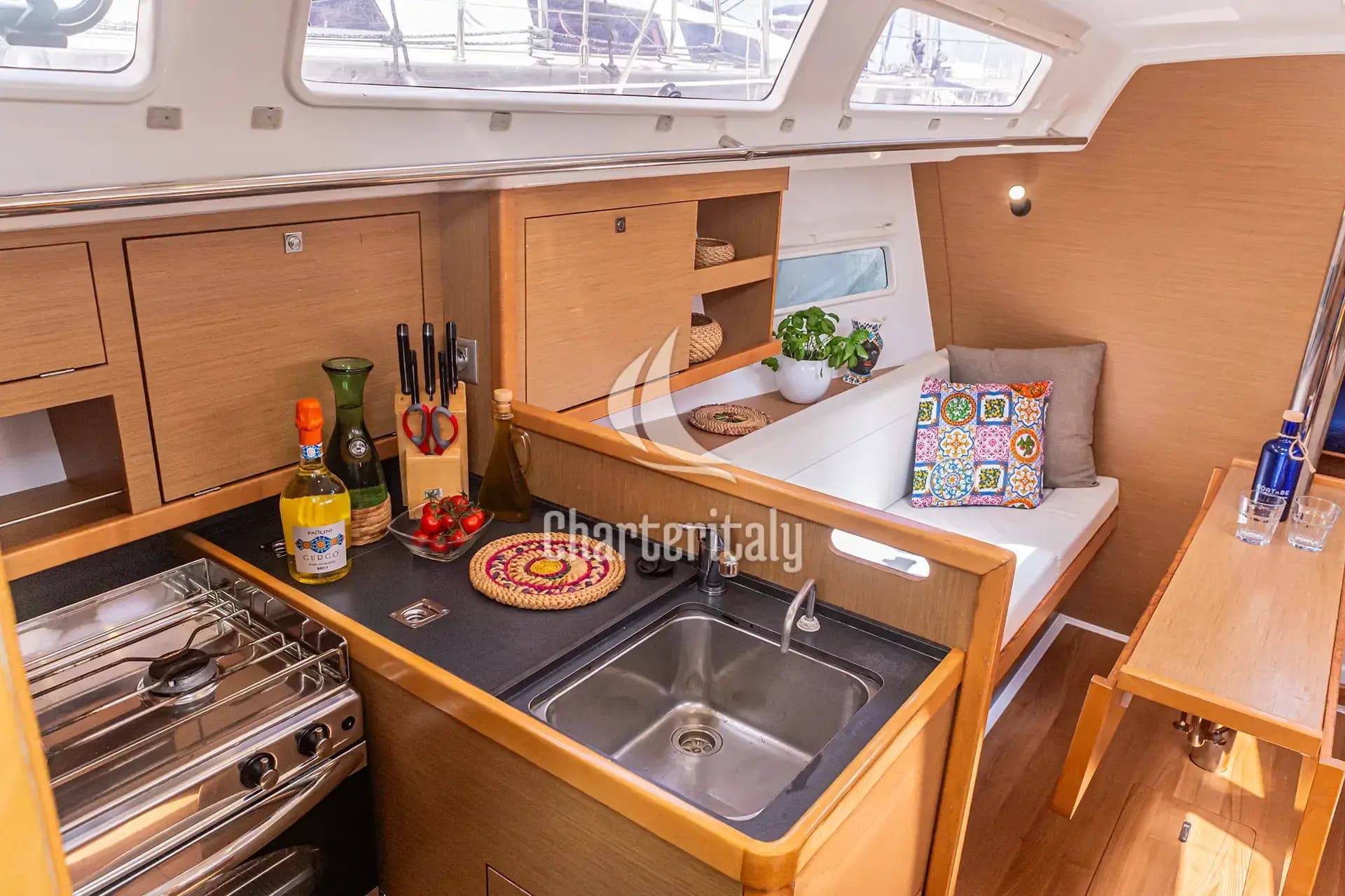 Sun Odyssey 319 - Hija del Viento - 8